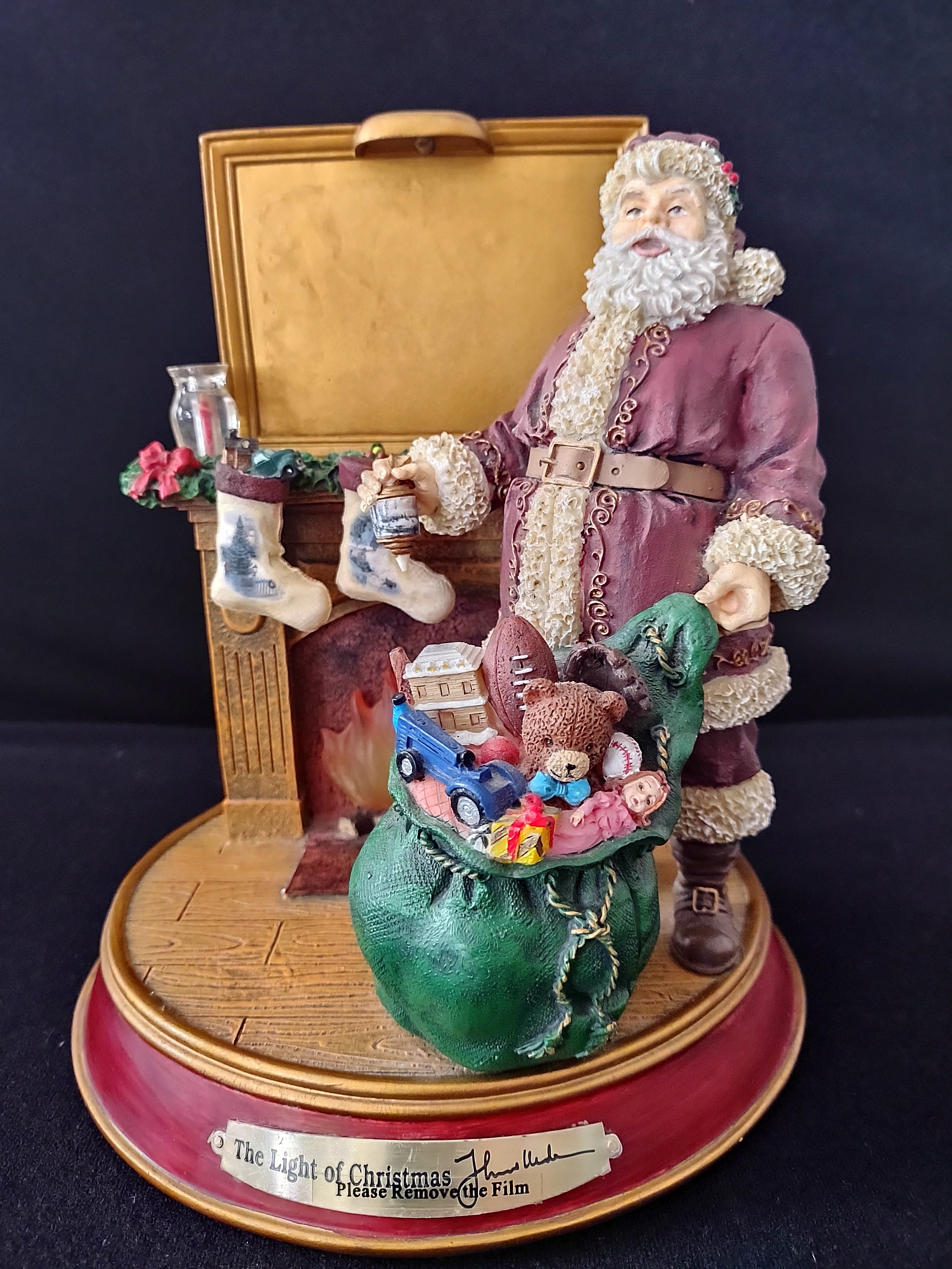 Vintage 2003 Thomas Kinkade Light Up The Holidays Flickering Fireplace (Lot 4077