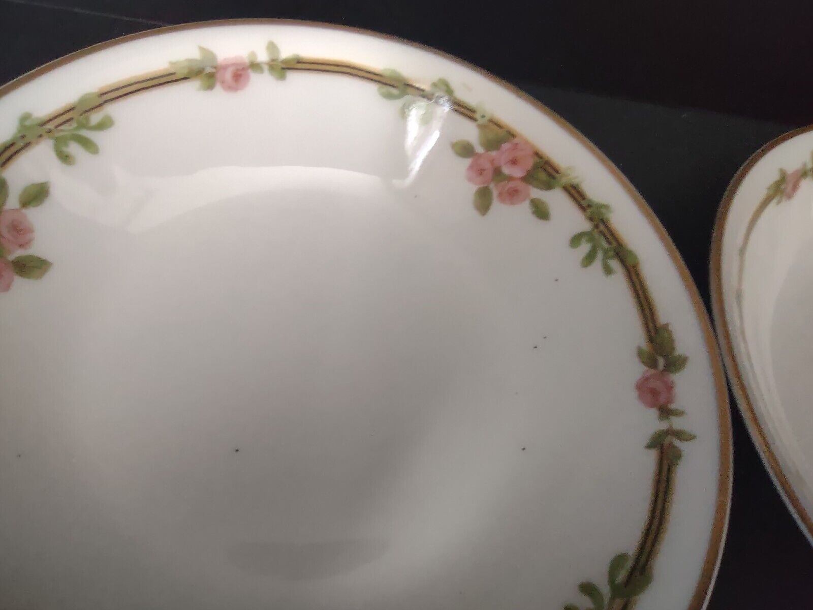 Haviland Limoges Schleiger 625 A Red Rose 6 x Coupe Plate 5" (lot 541)