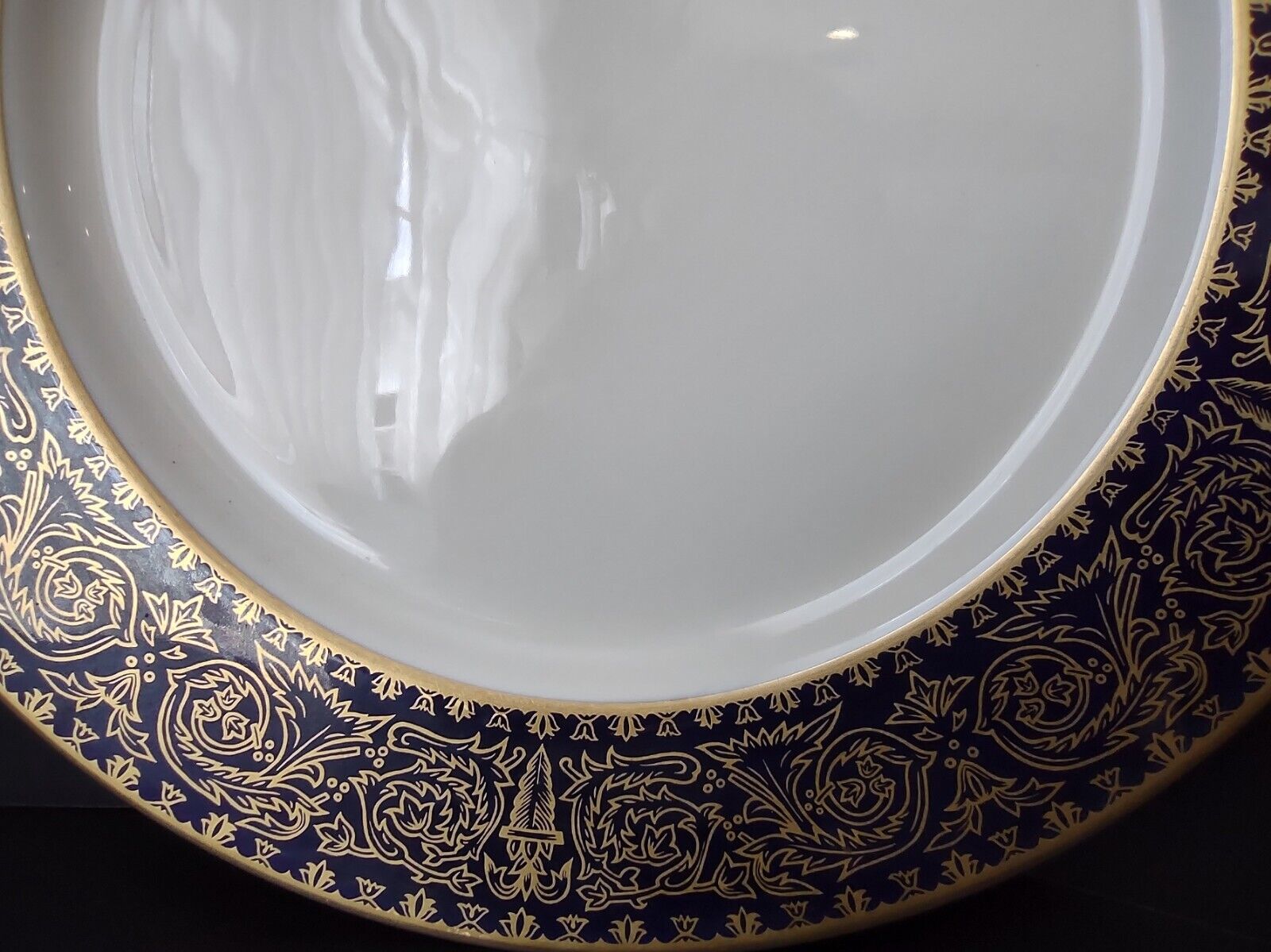Alvin USA Heavy Ornate Gold Trim Cobal Blue Dinner Plate 10-1/8" (lot 722)