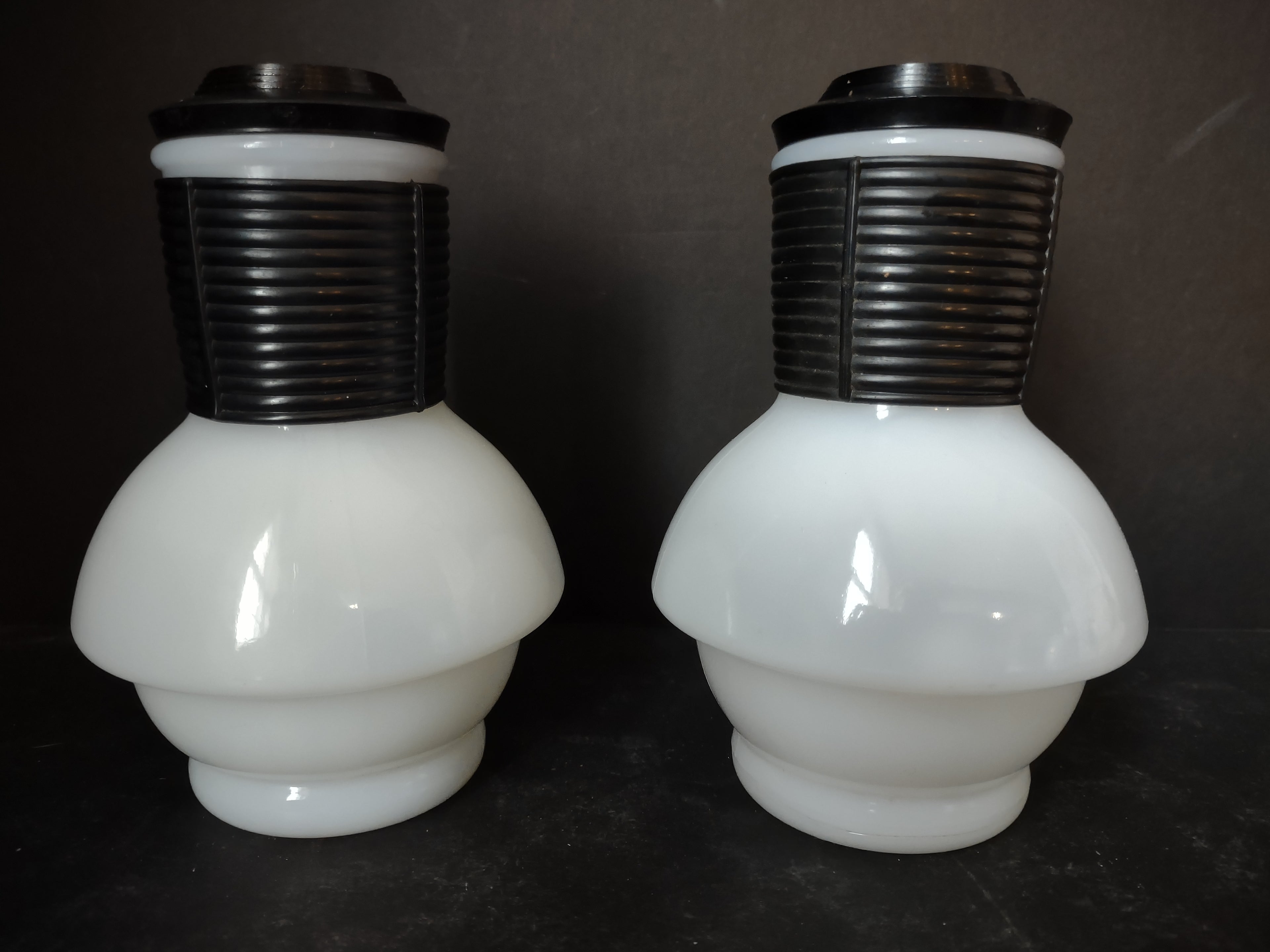 Vintage Mckee Hottle Carafe Glasbake Milk Glass x 2 with Lid (lot 5260)