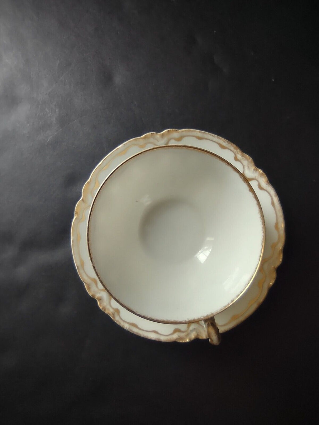 Haviland Limoges France Cup and Saucer White & Double Gold Trim (lot 643)