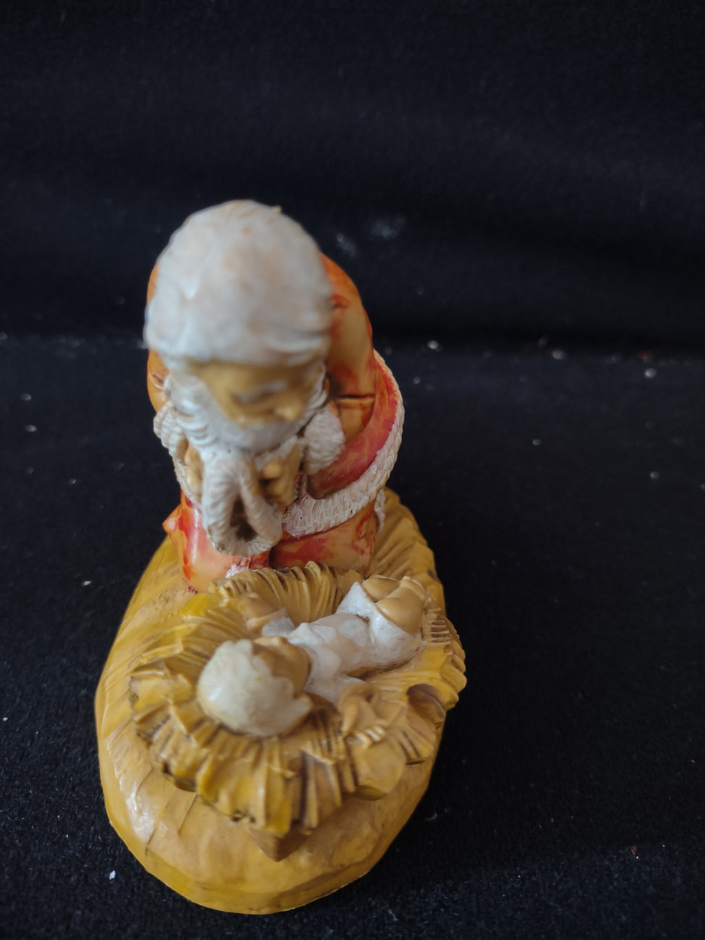 Vintage Christmas Fontanini Kneeling Santa Infant Jesus Figurine (Lot 3945)
