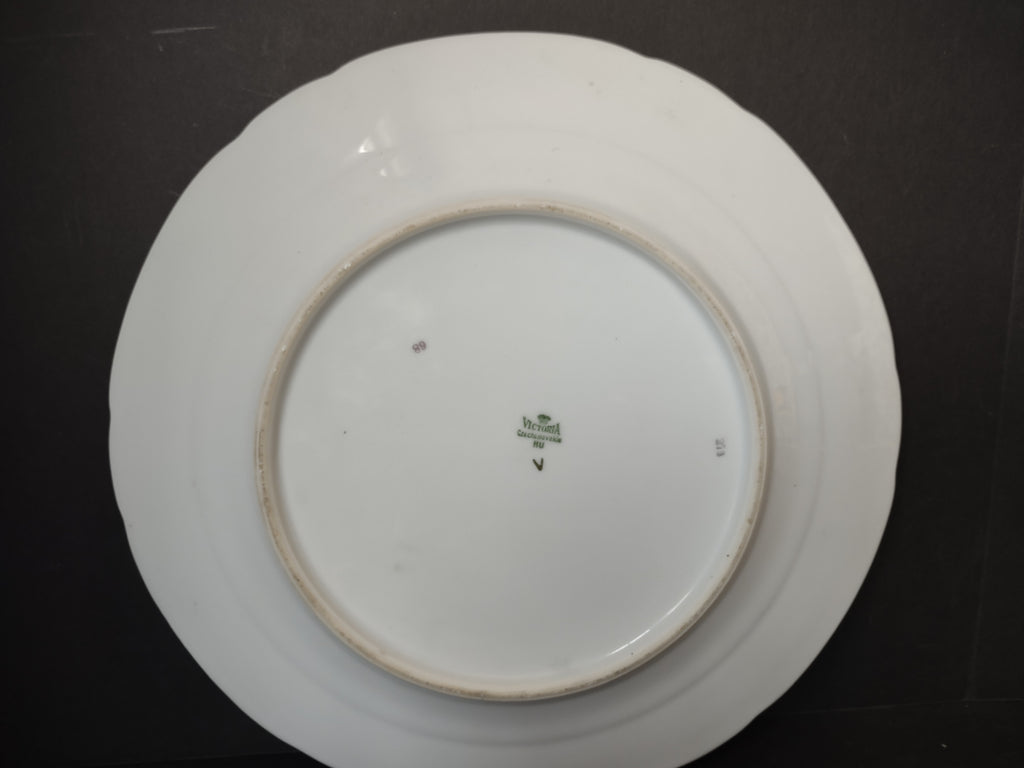 Vintage Czechoslovakia Victoria Maroon Red Dinner Plate Carnation (lot 5646)