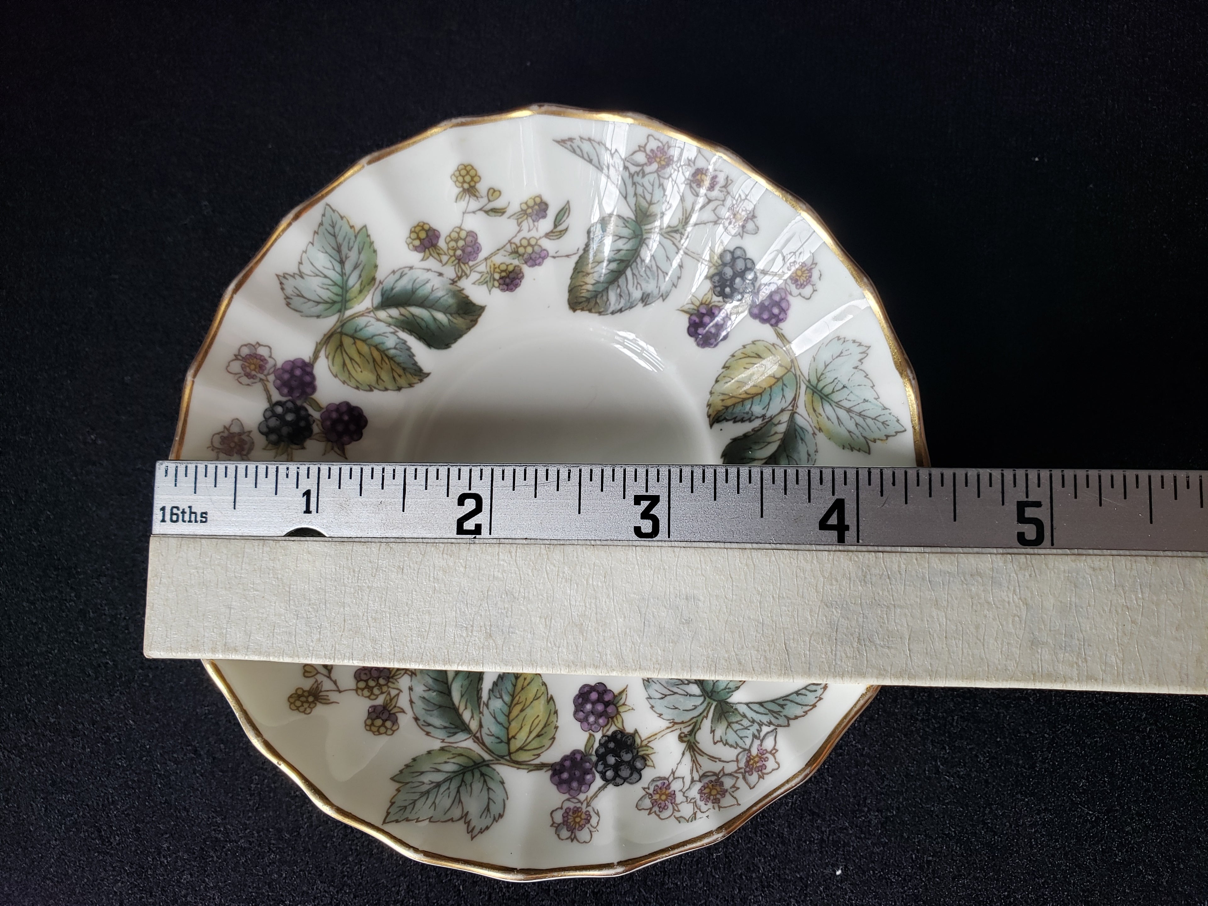 Vintage Royal Worcester Lavinia Saucer Berry Design 4-1/2" (lot 2064)
