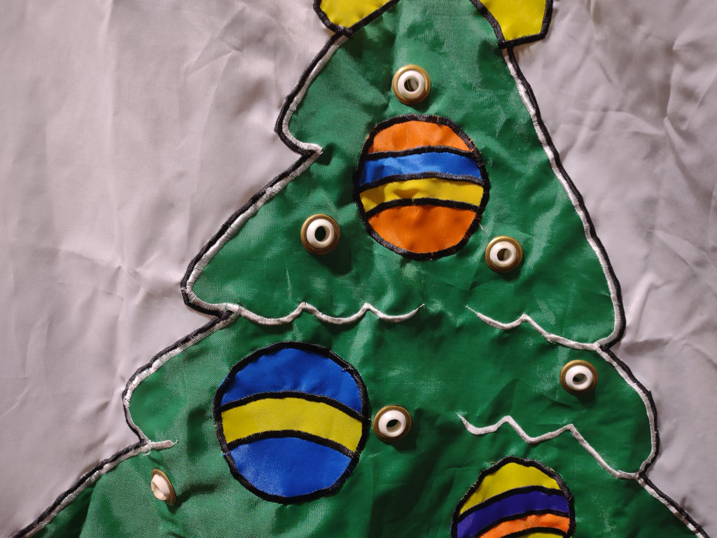 Vintage Christmas Tree Flag Pole Lights NOT Included 60" x 28" (lot 3322)