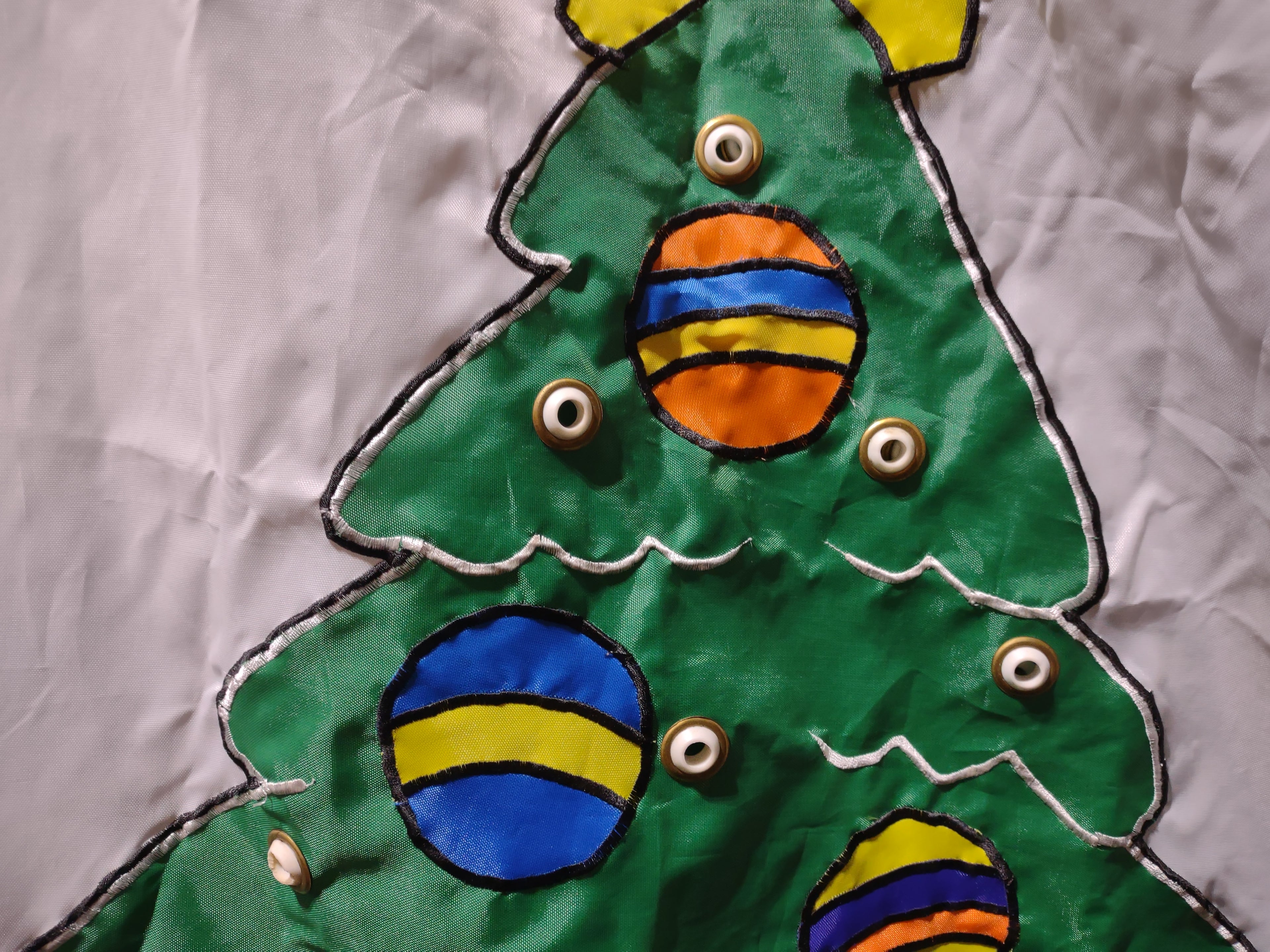 Vintage Christmas Tree Flag Pole Lights NOT Included 60" x 28" (lot 3322)