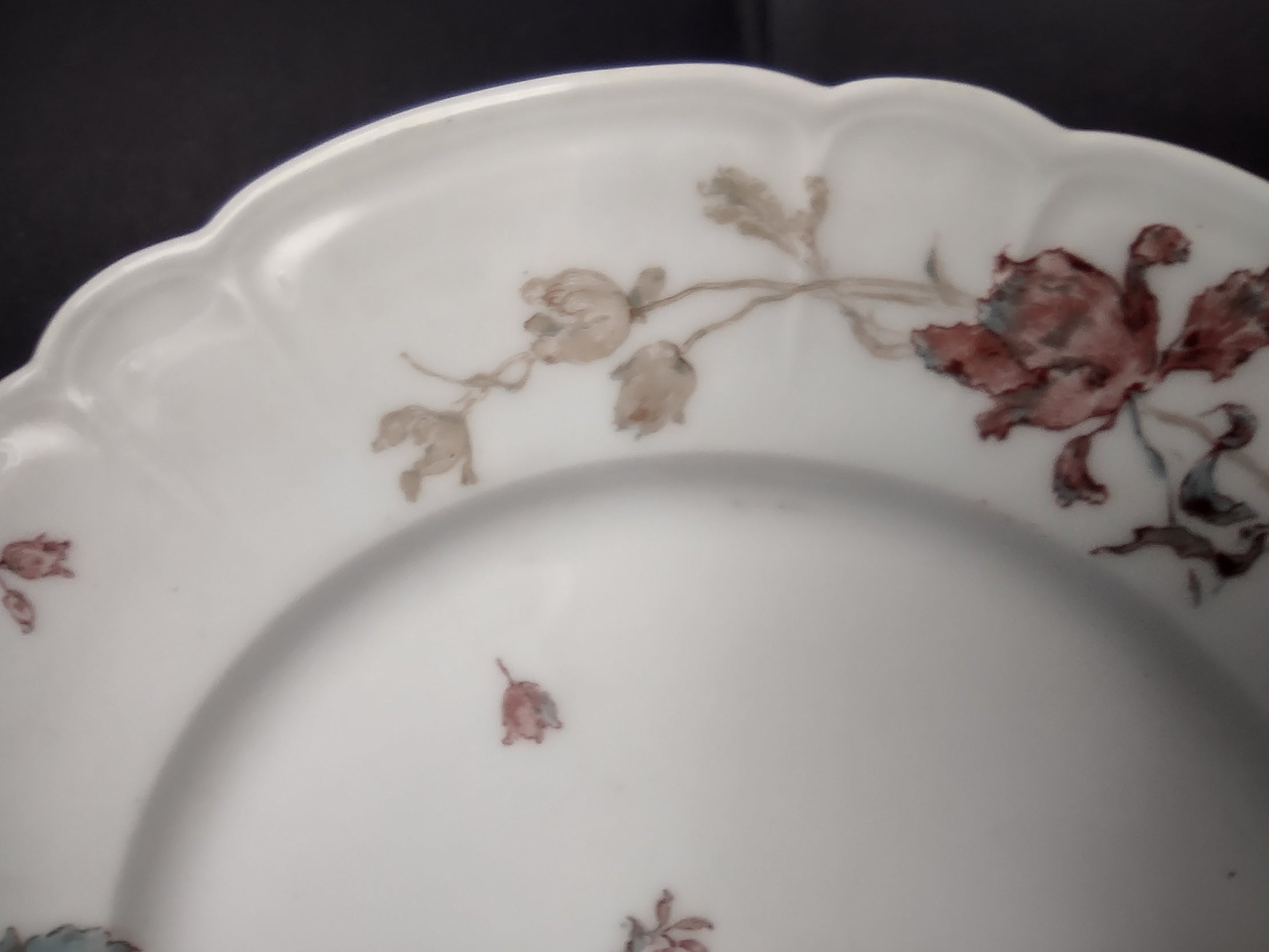 Antique 1889 Haviland Limoges Blue Red Flower Dinner Plate (lot 950)