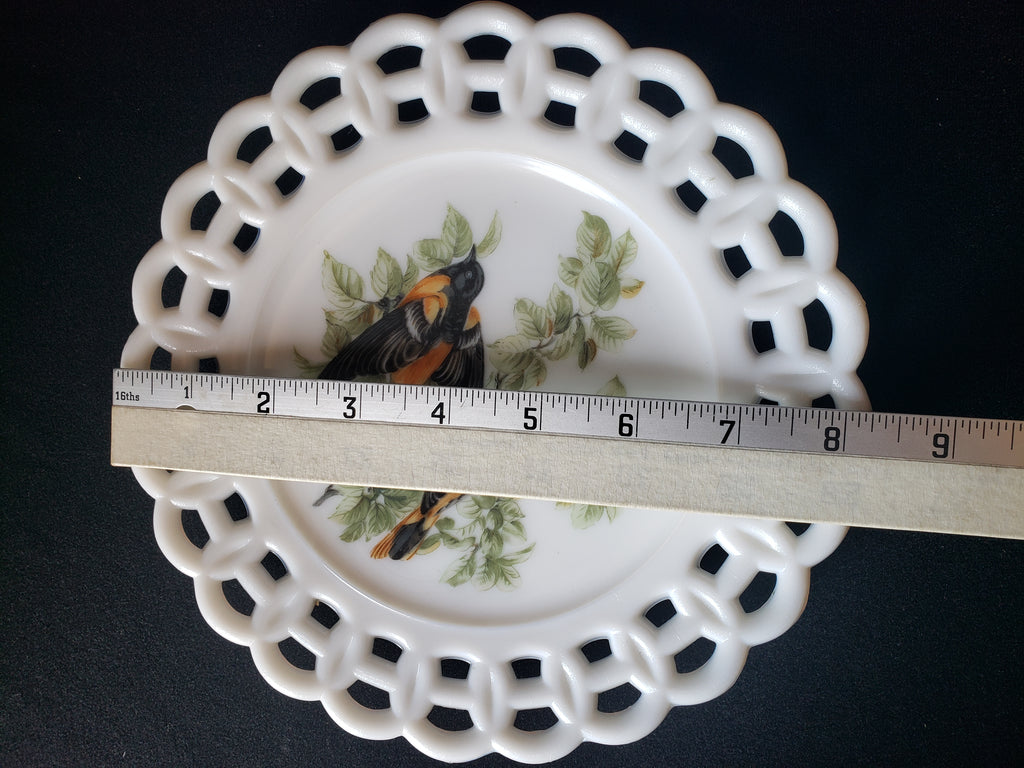 Vintage Kemple Birds Motif Milk Glass Wall Plate (lot 2190)