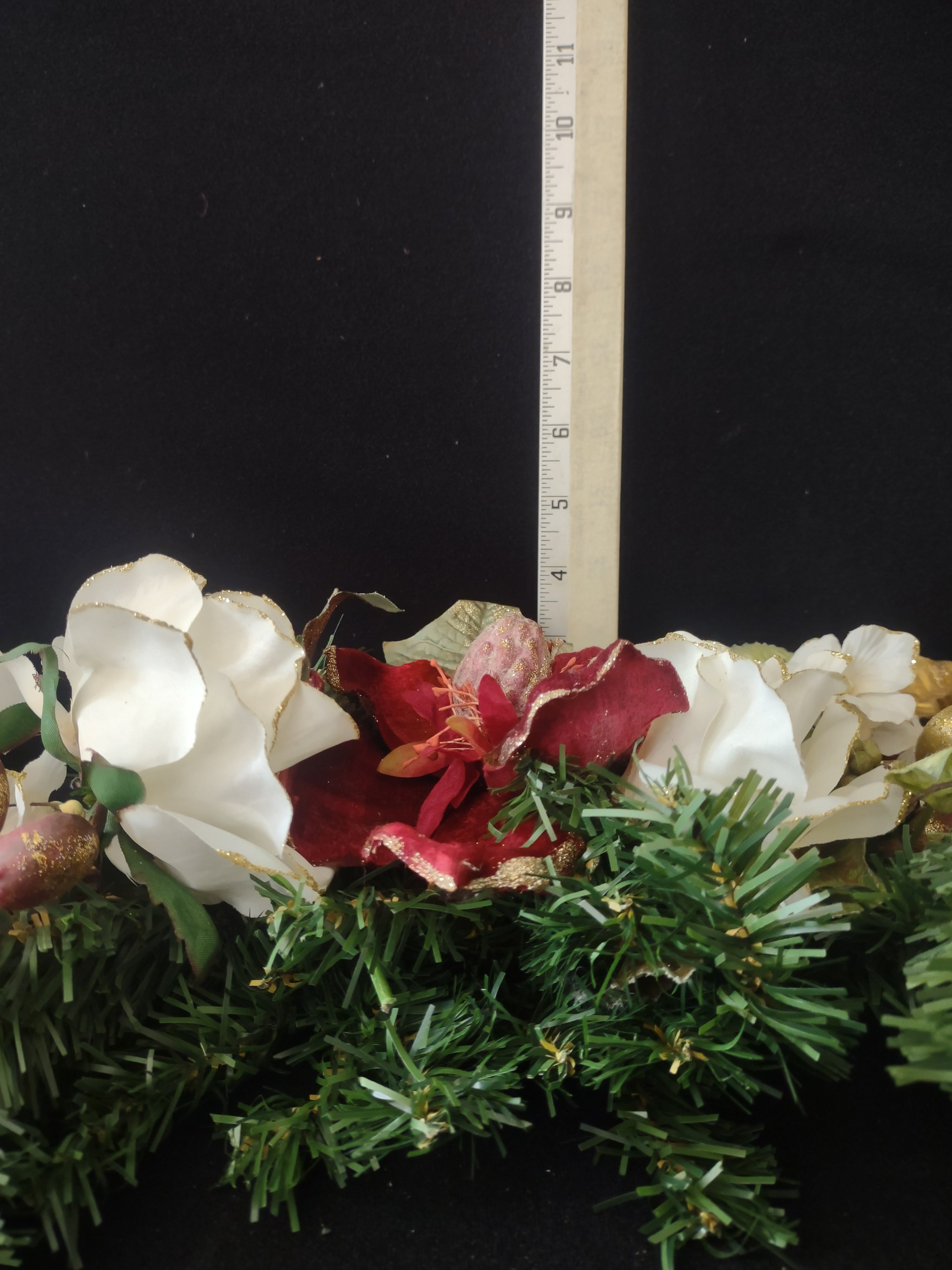 Vintage Christmas Floral Rose Magnolia Pine Swag (Lot 3479)