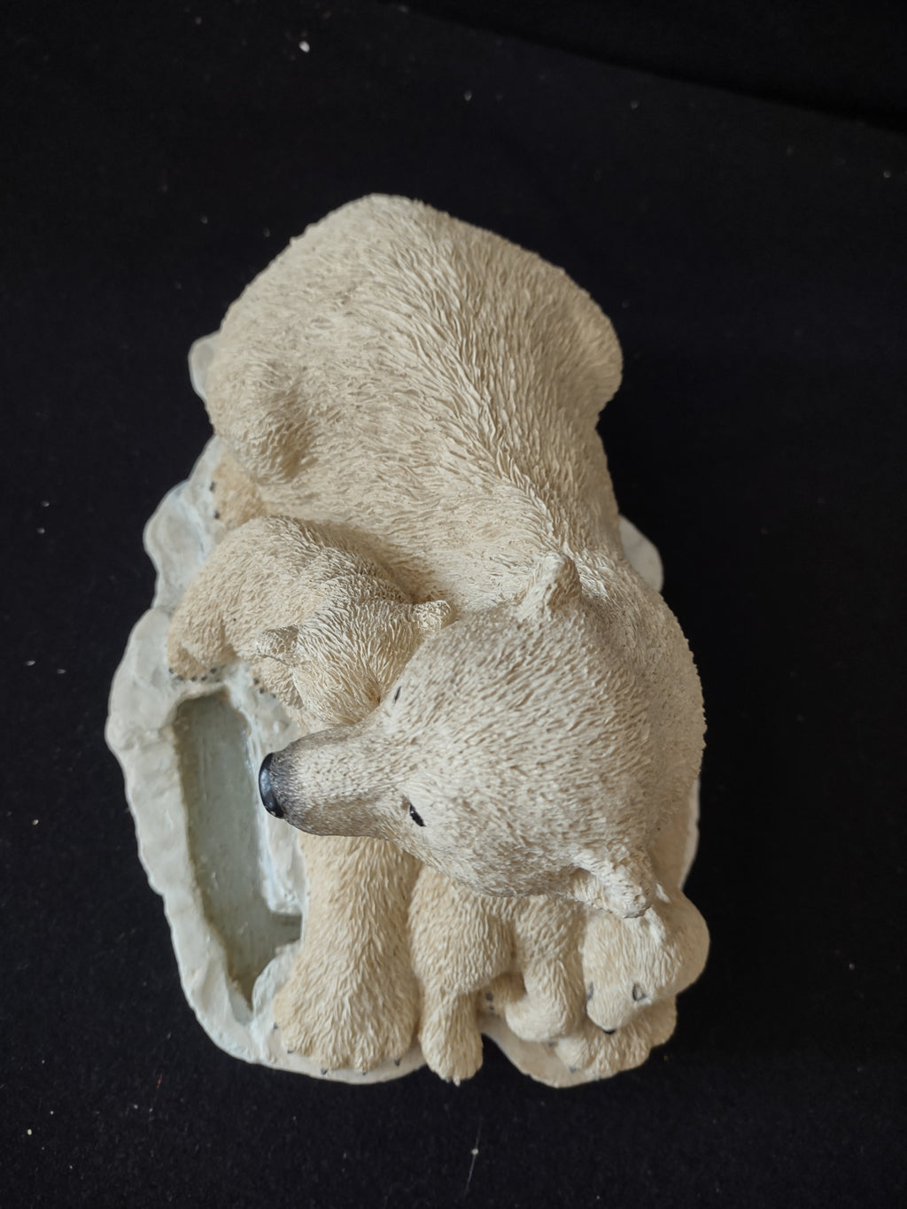 Winter Lenox Watchful Guardian Polar Bear Mother Babies (Lot 3909)