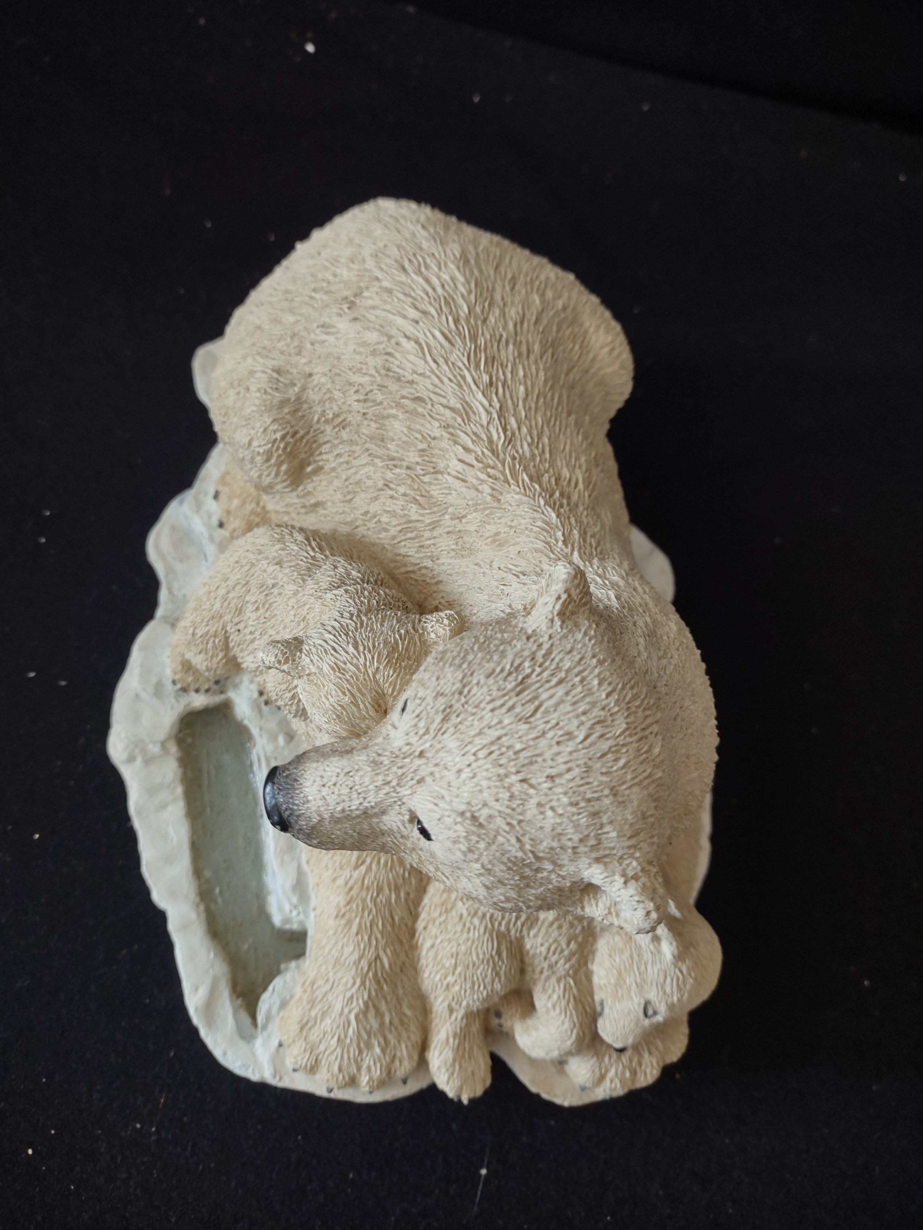 Winter Lenox Watchful Guardian Polar Bear Mother Babies (Lot 3909)