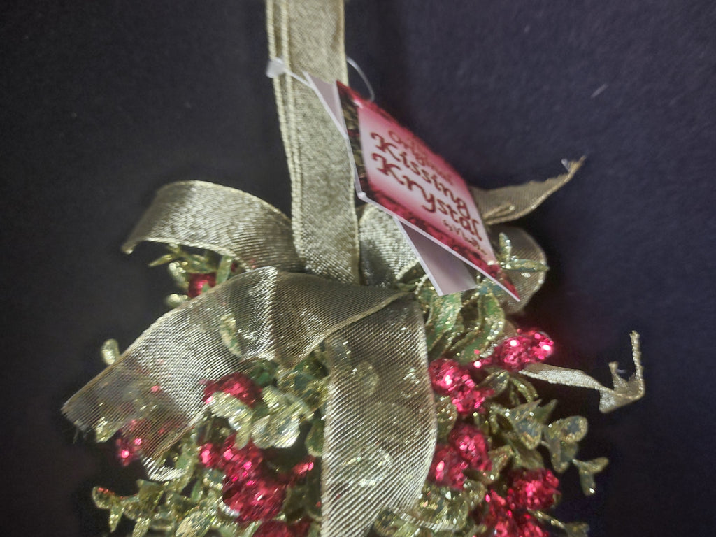 The Original Christmas Holiday Ornament Kissing Krystal Mistletoe (lot 1677)