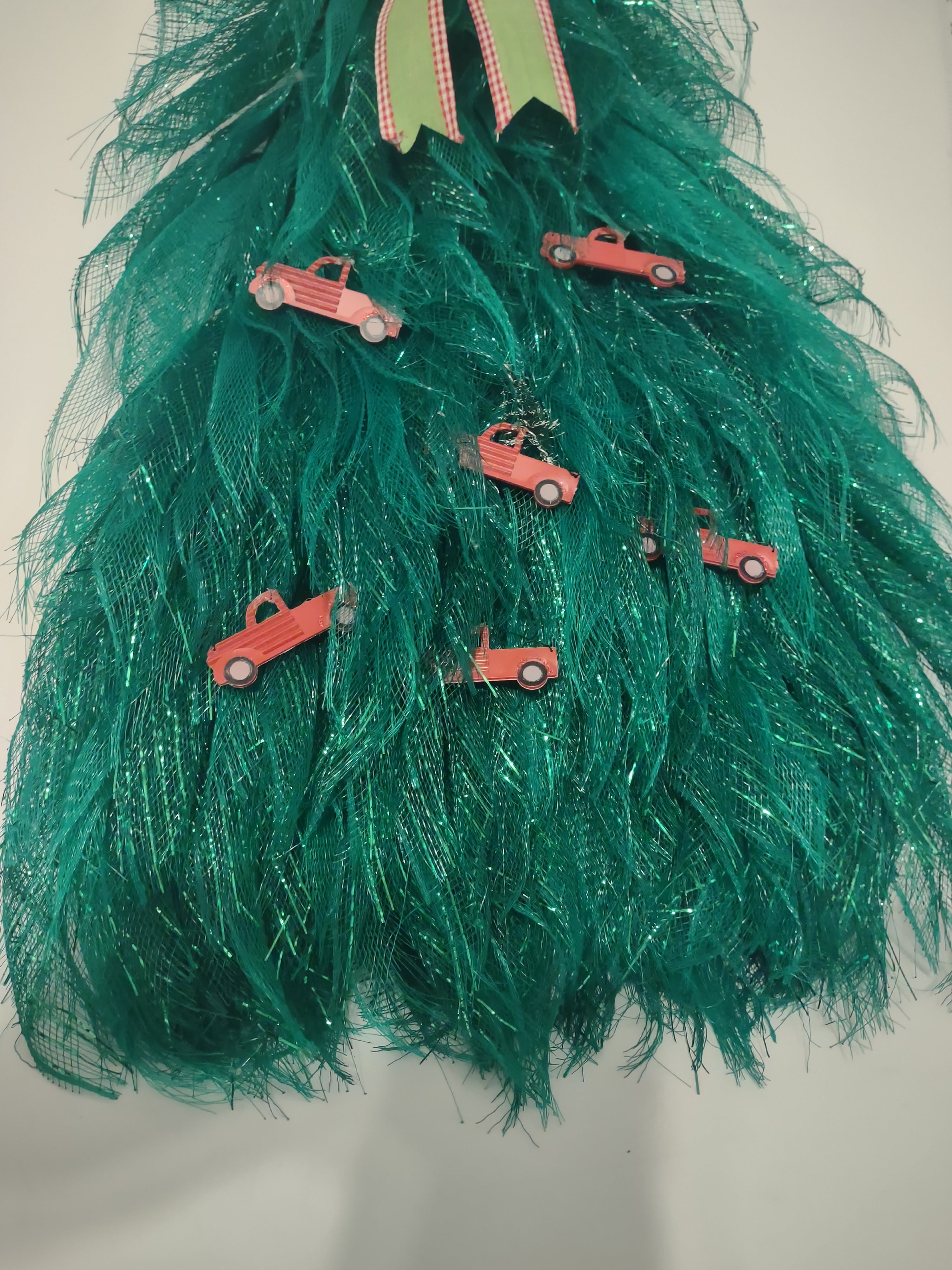 Handmade Ribbon Green Christmas Tree w/ Red Truck Flat Hang on Wall 24" lot 1296