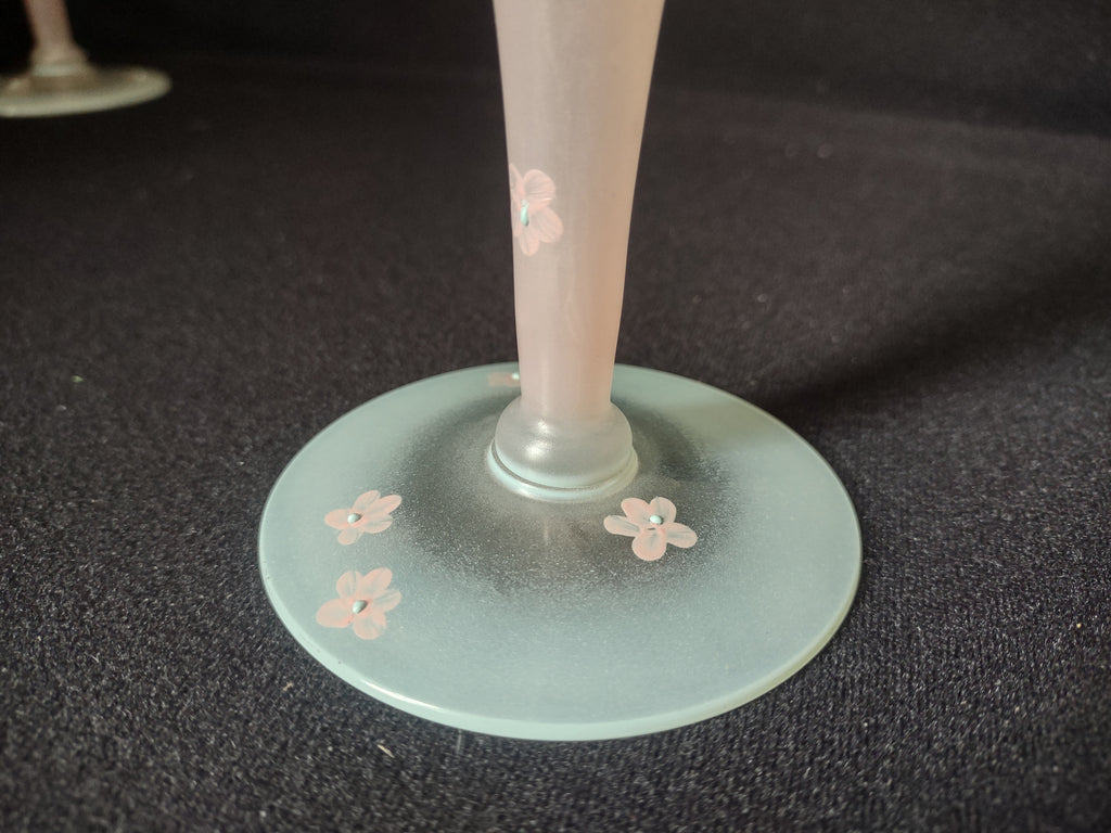 Set 5 Frosted Champagne Trumpet Pink Flowers Hand Painted Vintage MCM (lot 2741)