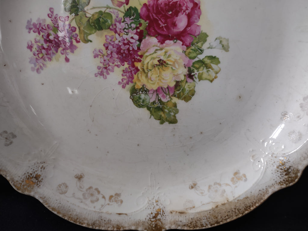 Vintage The Colonial Co. Round Serving Platter Roses CRAZING (lot 5831)