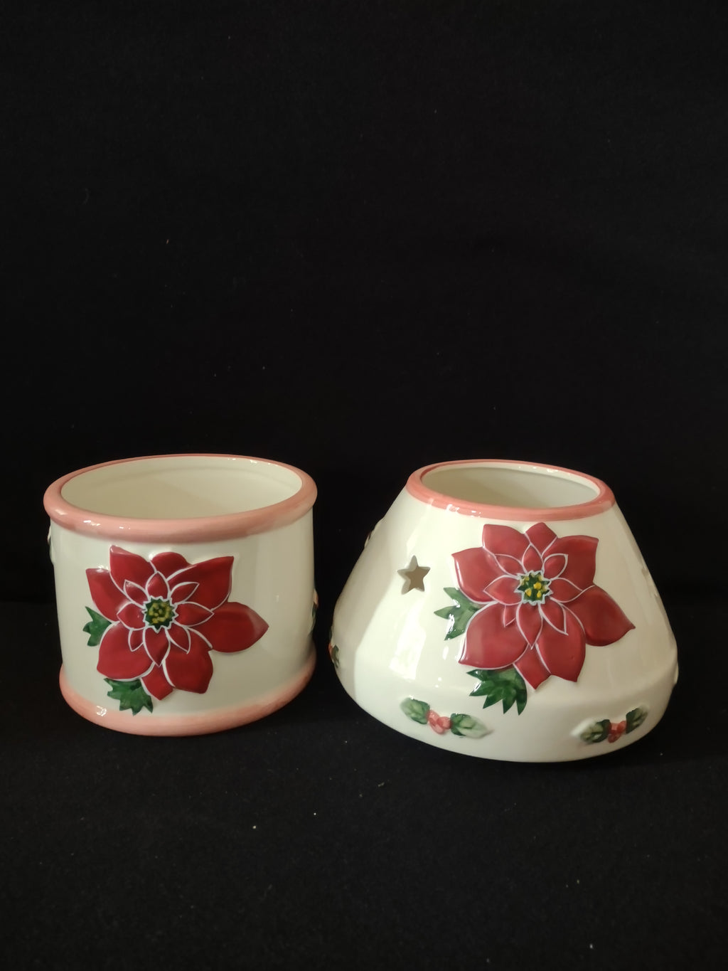 Vintage Christmas Ceramic Poinsettia Base Shade Candle Holder (Lot 3687)