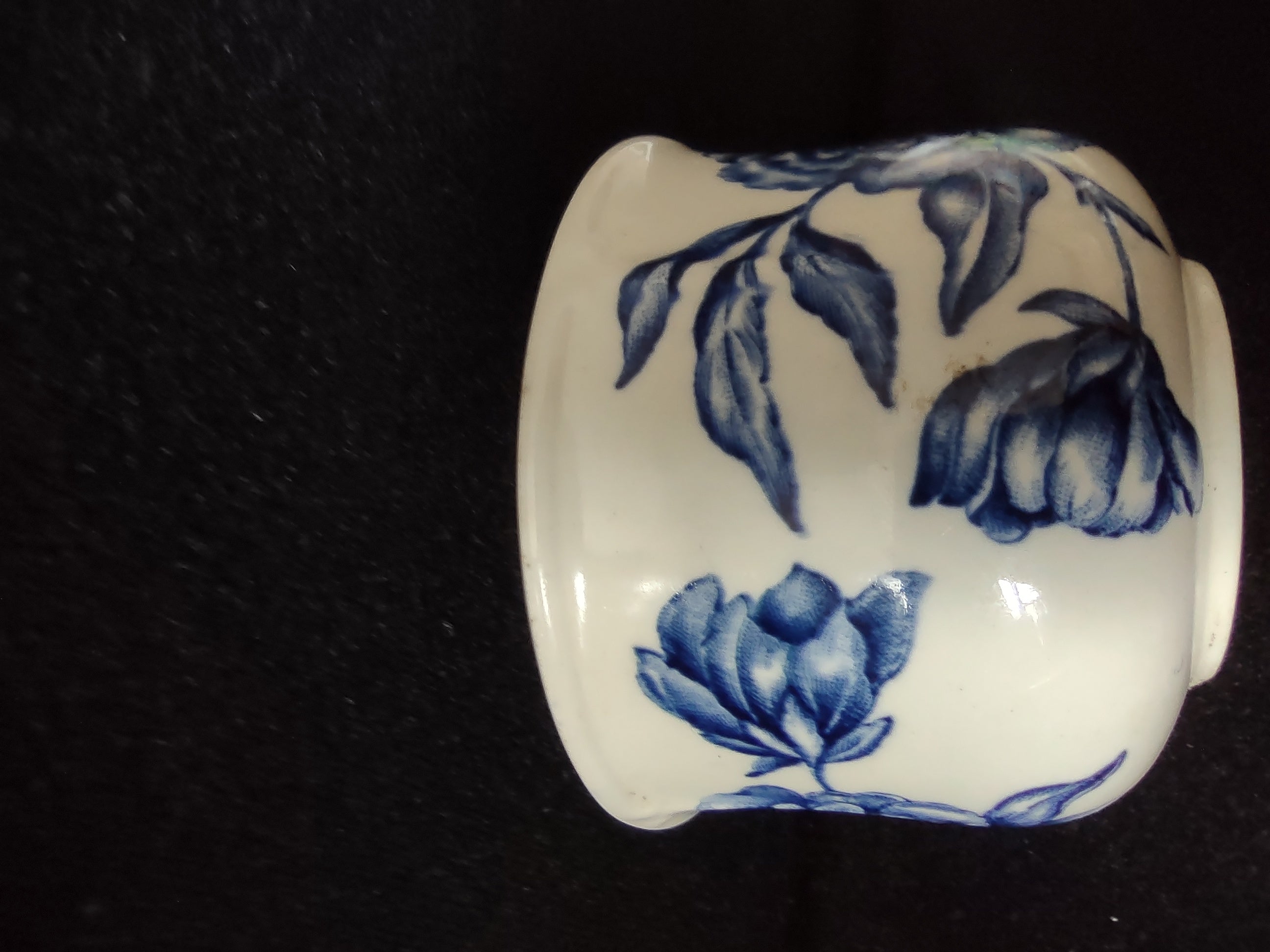 Vintage Johnson Bros Teacup Saucer Windsor Ware Warwick Blue White (Lot 5661)