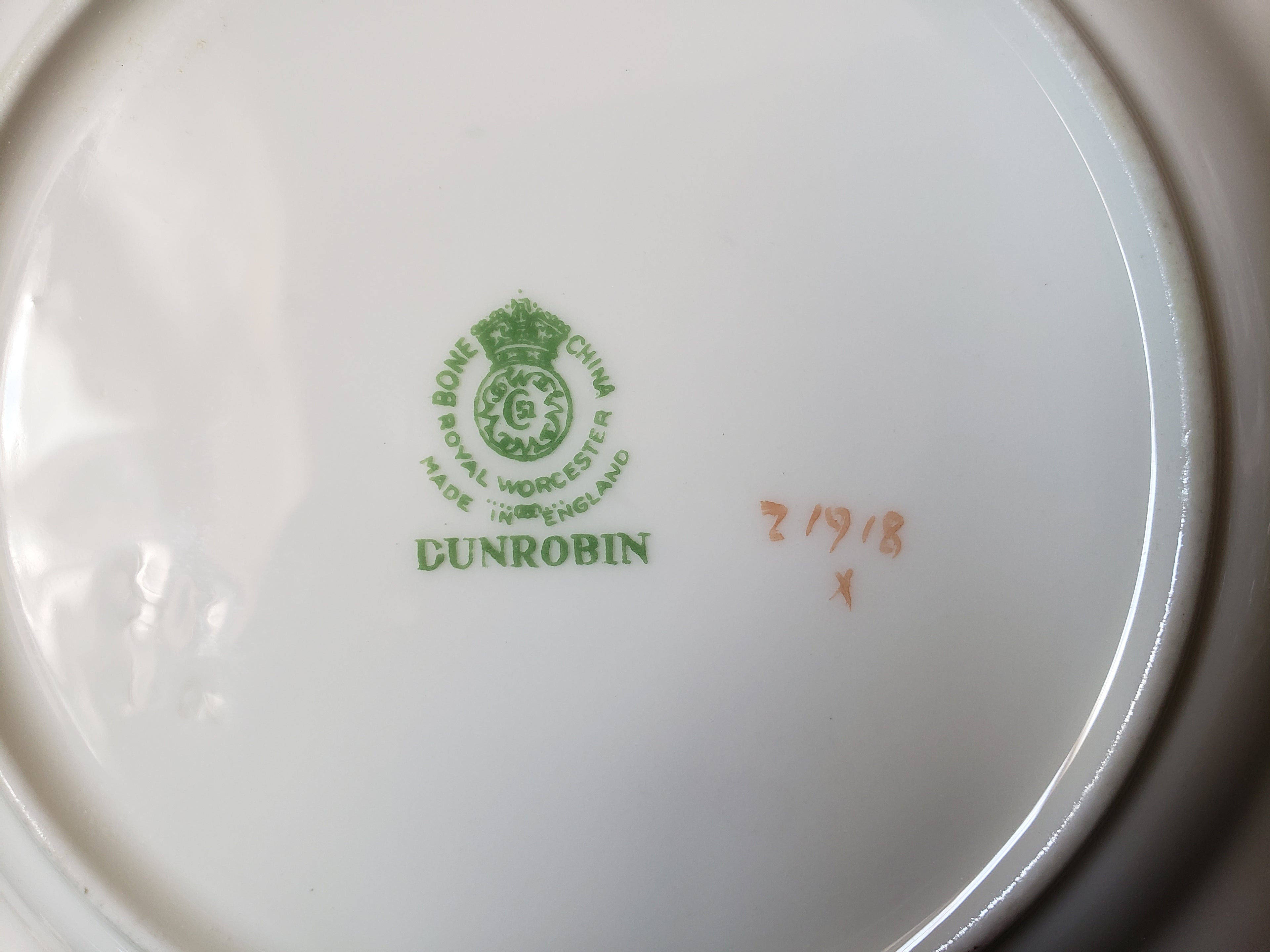 Vintage Royal Worcester Dunrobin Saucer ONLY 6-1/4"(lot 2127)