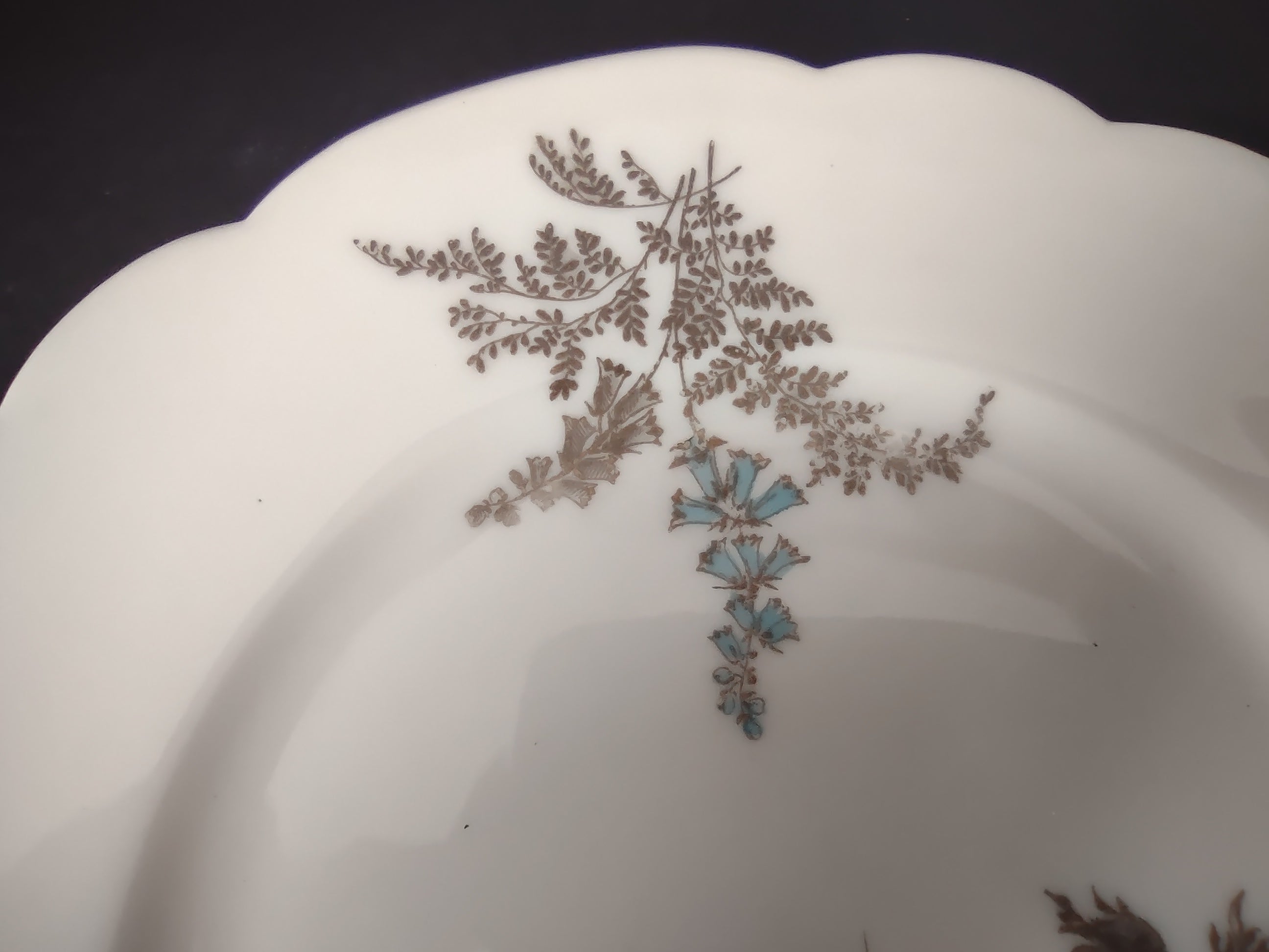 Antique Haviland Limoges Blue Flower Fern Luncheon/Salad Plate 8-1/2" (lot 958)