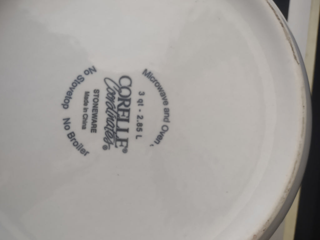 Corelle Callaway Ivy Mixing Bowls Set of 3 (Lot 2937)