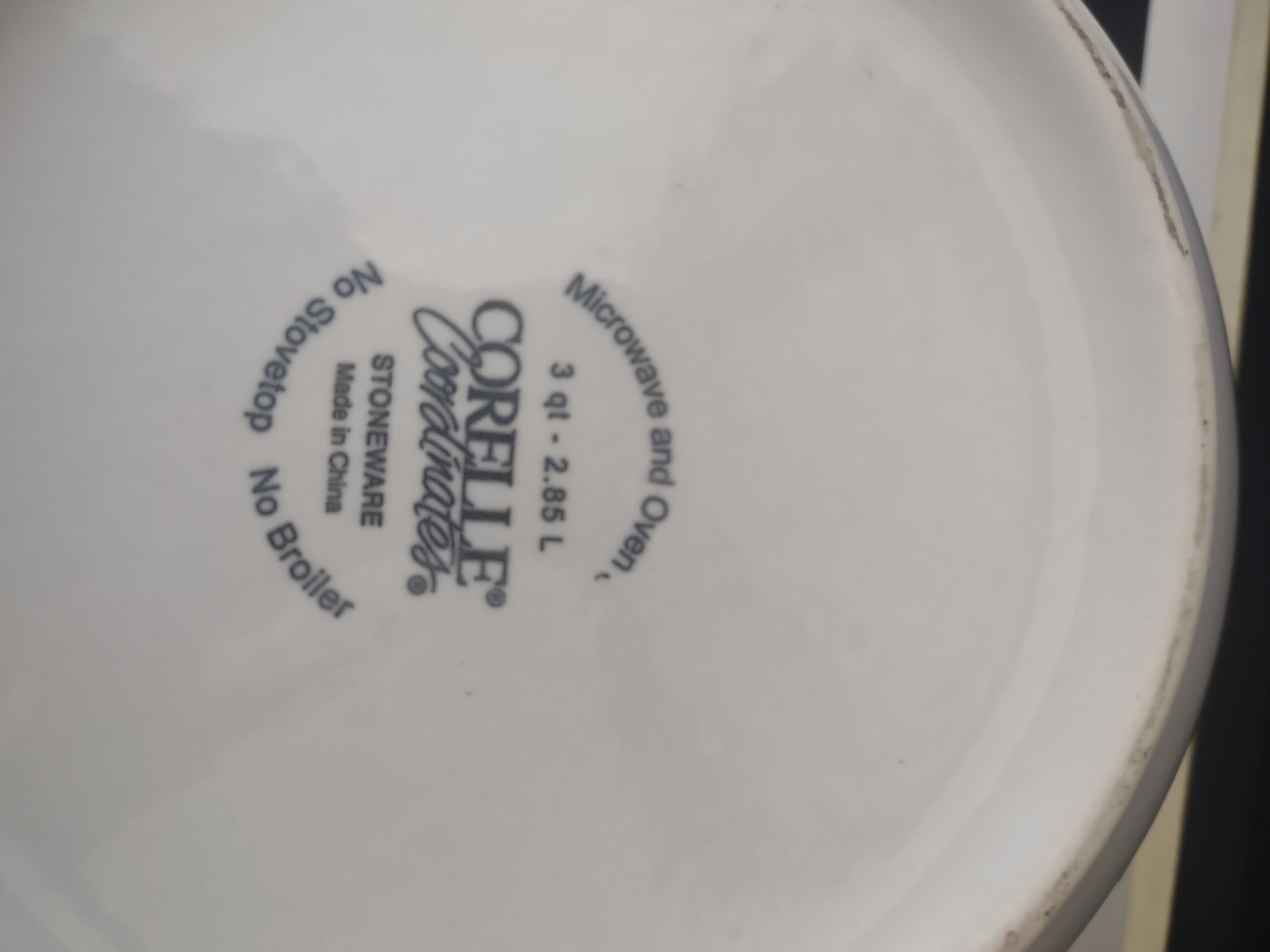 Corelle Callaway Ivy Mixing Bowls Set of 3 (Lot 2937)