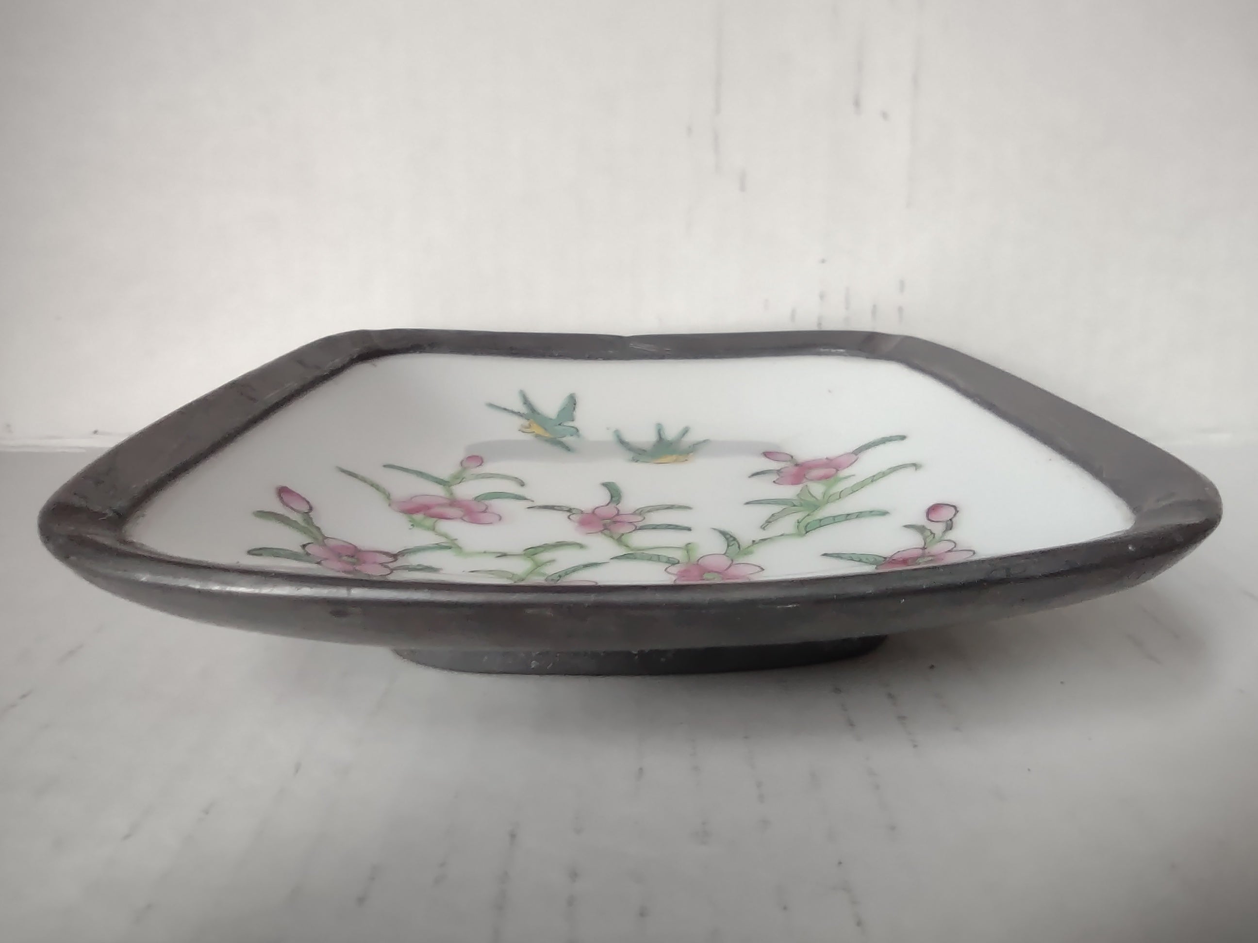 Vintage Japanese Porcelain Ware Hong Kong Bowl Ashtray Birds Flowers (lot 5333)