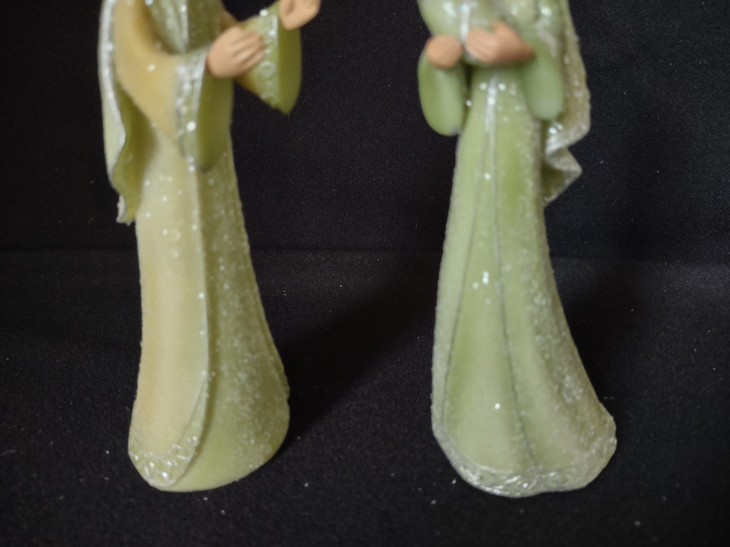 Christmas Nativity Hawthorne Village Joseph Mary Baby Jesus Figurine (lot 2287)
