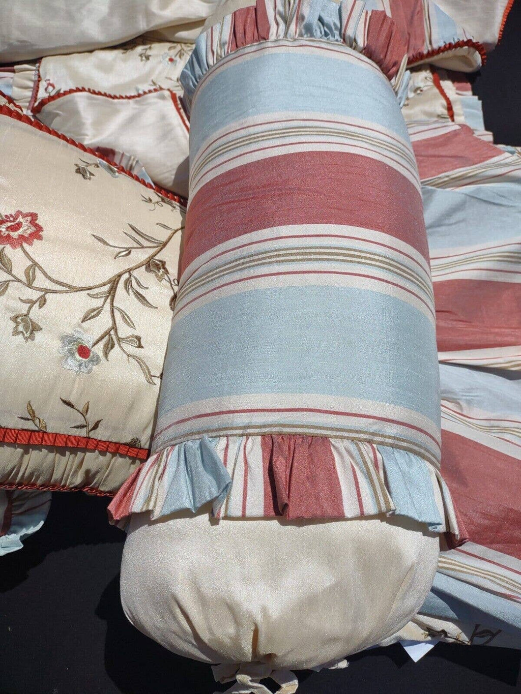 10 Piece Oversized King Duvet Pillow Set Cream & Pink Rose Garden Color Country