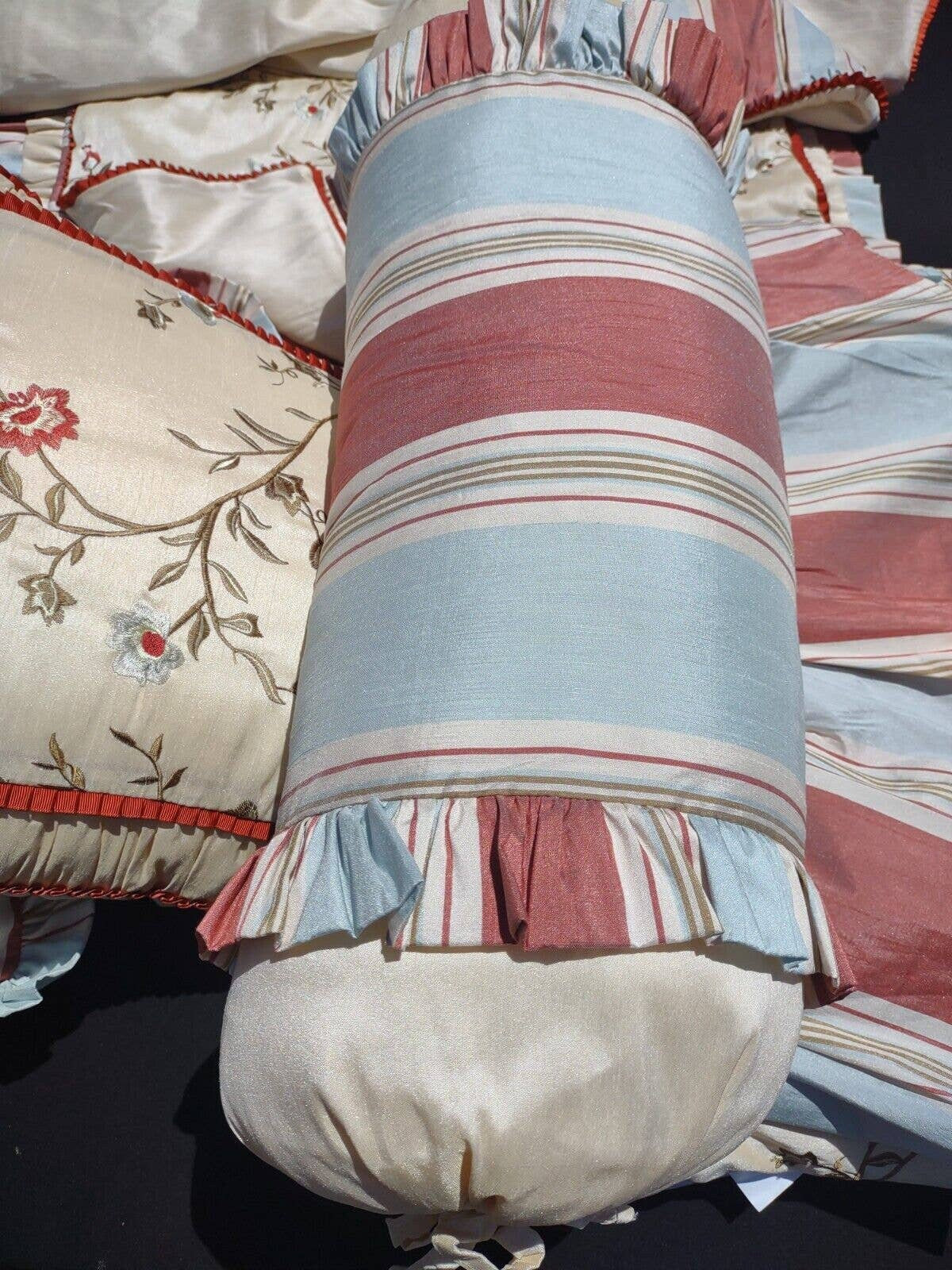 10 Piece Oversized King Duvet Pillow Set Cream & Pink Rose Garden Color Country