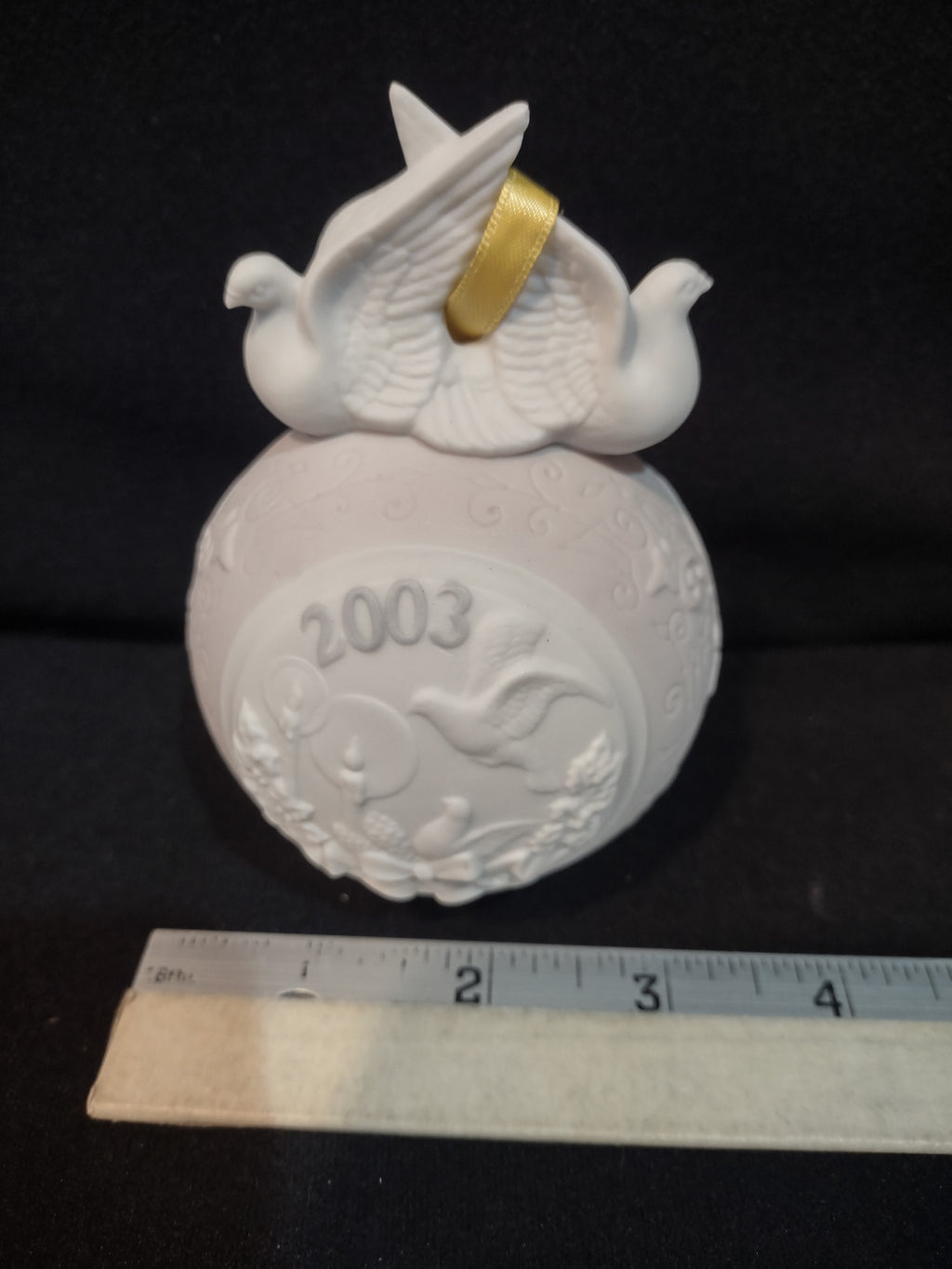 Vintage Christmas 2003 Collectible Lladro Turtle Doves Candle Ornament (Lot 4097