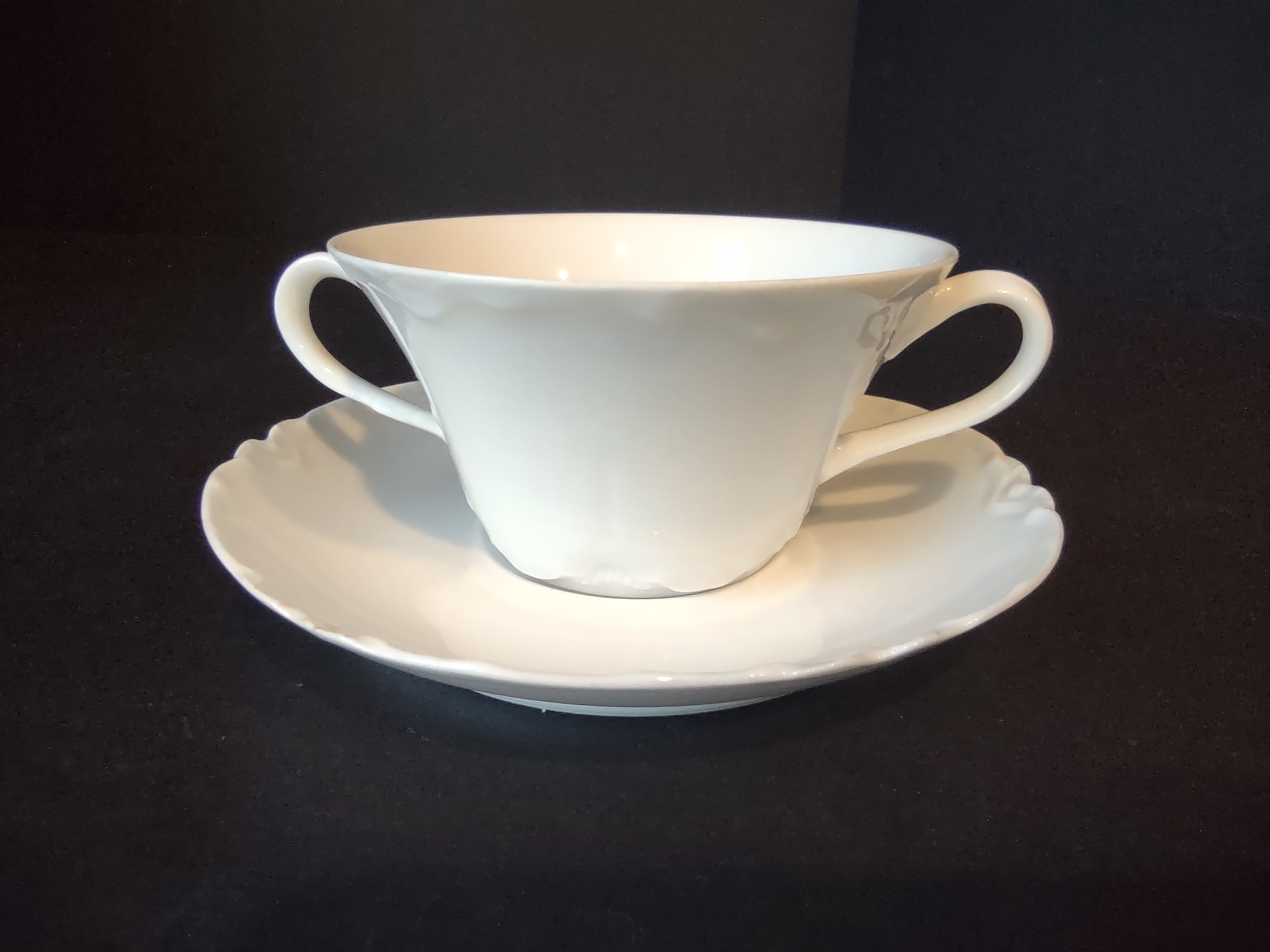Haviland France Limoges Bouillon Cup Saucer White (lot 1037)