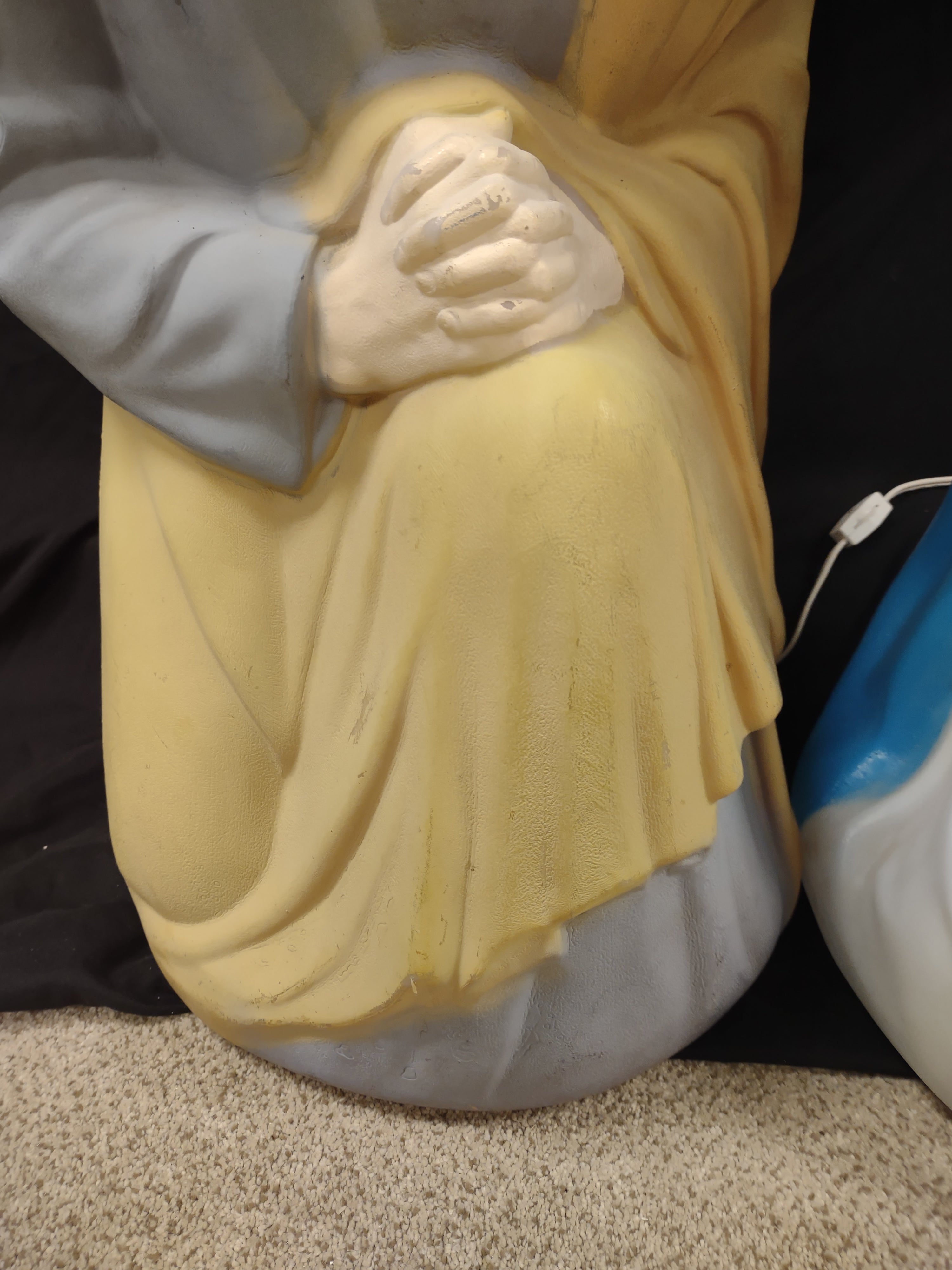 Vintage Christmas Nativity Mary Joseph Blow Mold Light Up (lot 1310)