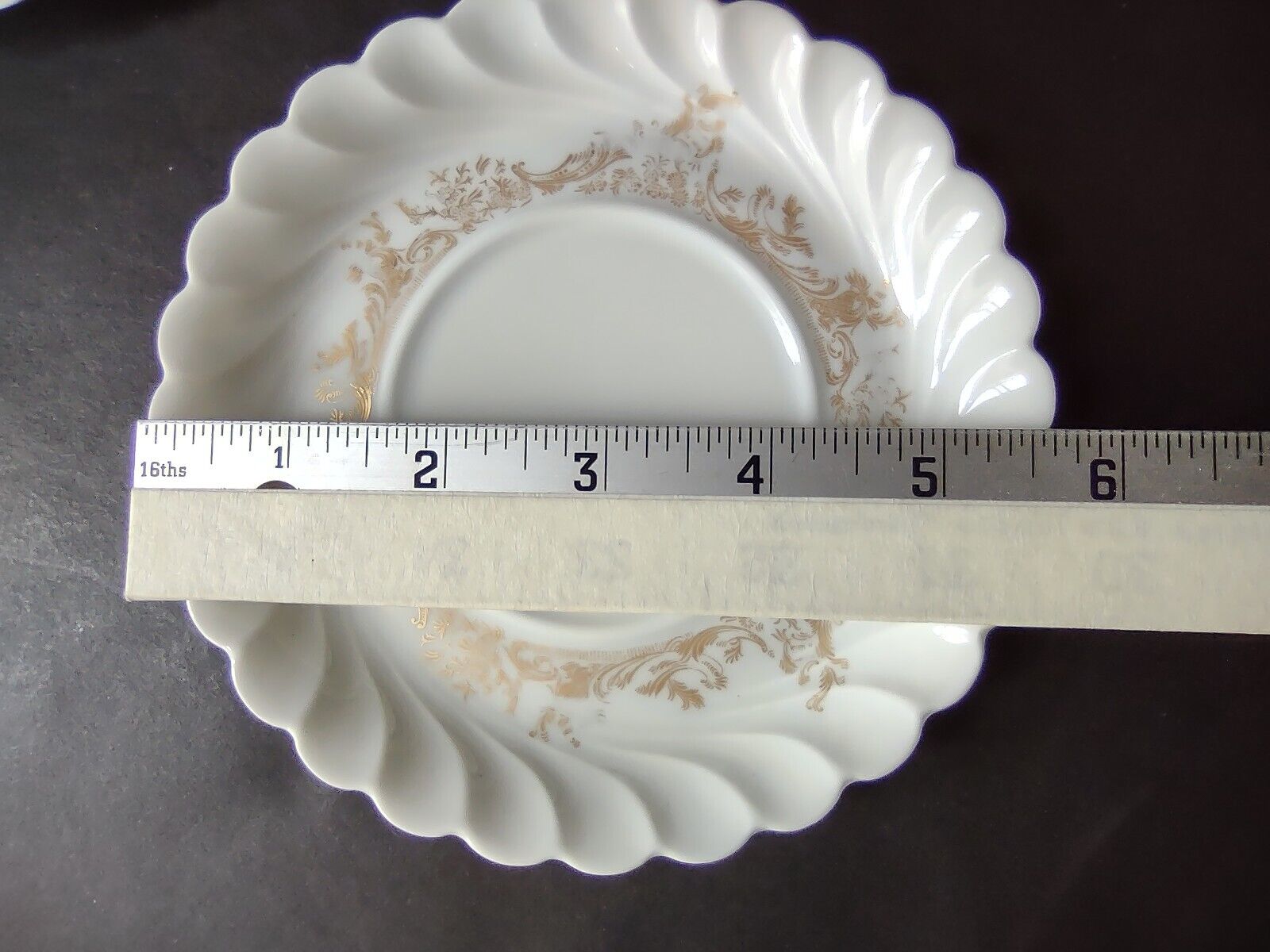 Ladore Haviland Limoges France 5 x Plate 2 x Saucer Gold (lot 563) IMPERFECT