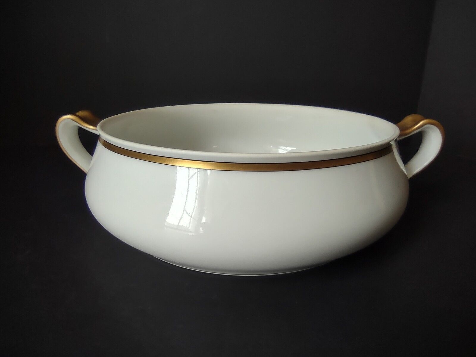 Haviland Limoges Gold & Black Trim White Round Tureen Bowl NO LID (lot 672)