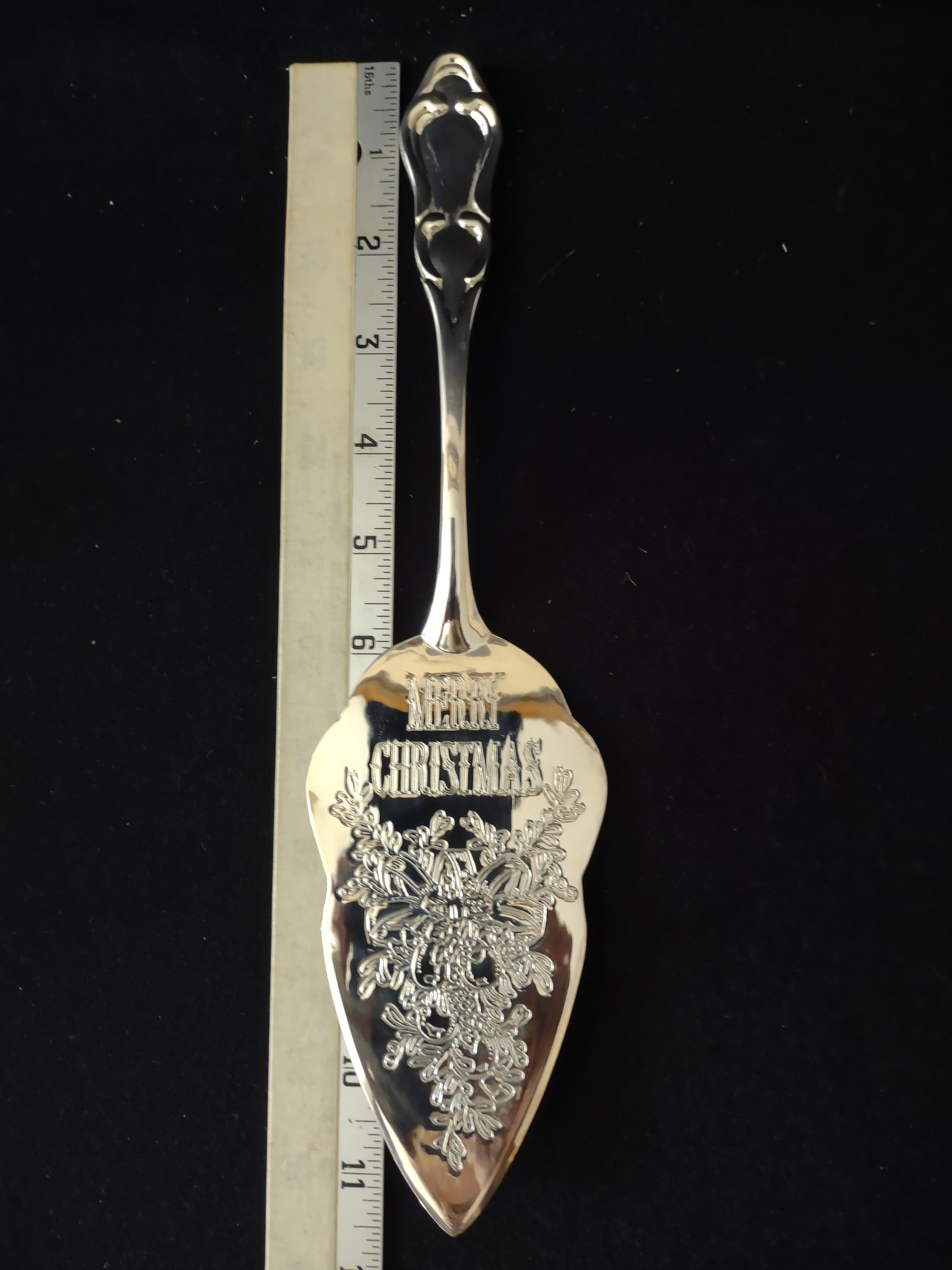 Vintage Silver Plated Engraved Christmas Serving Trowel (Lot 3327)