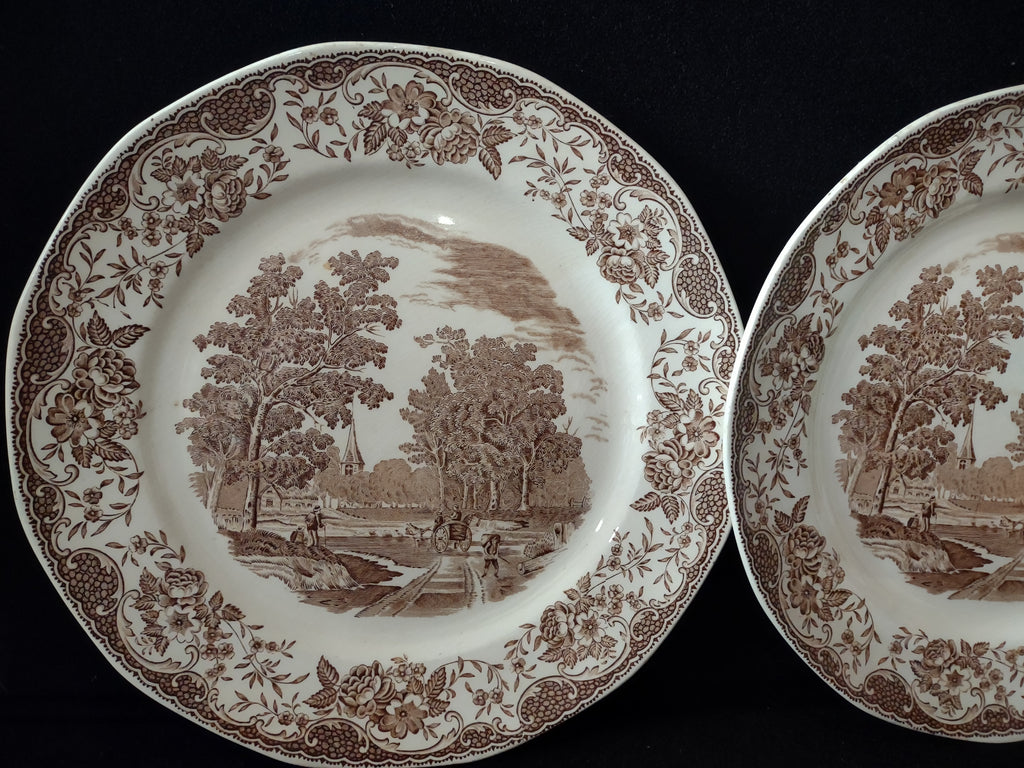 Vintage Royal Tudor Ware Olde England Barker England Dinner Plate x 2 (lot 5541)