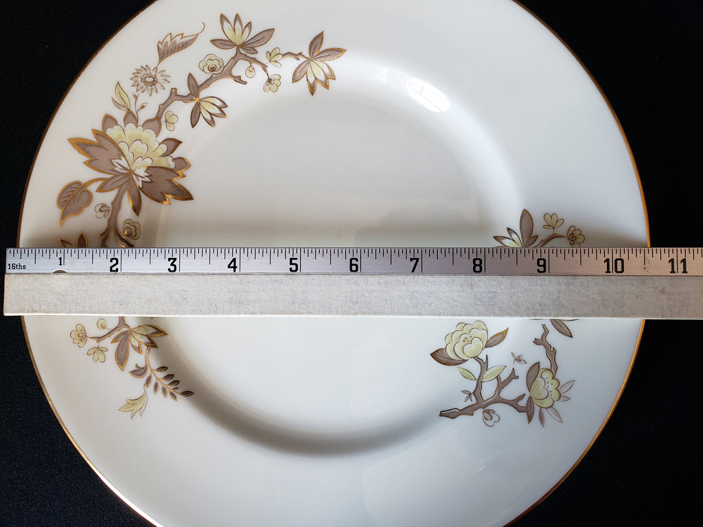Vintage Royal Worcester Reverie Dinner Plate 10-1/2" (lot 2135)