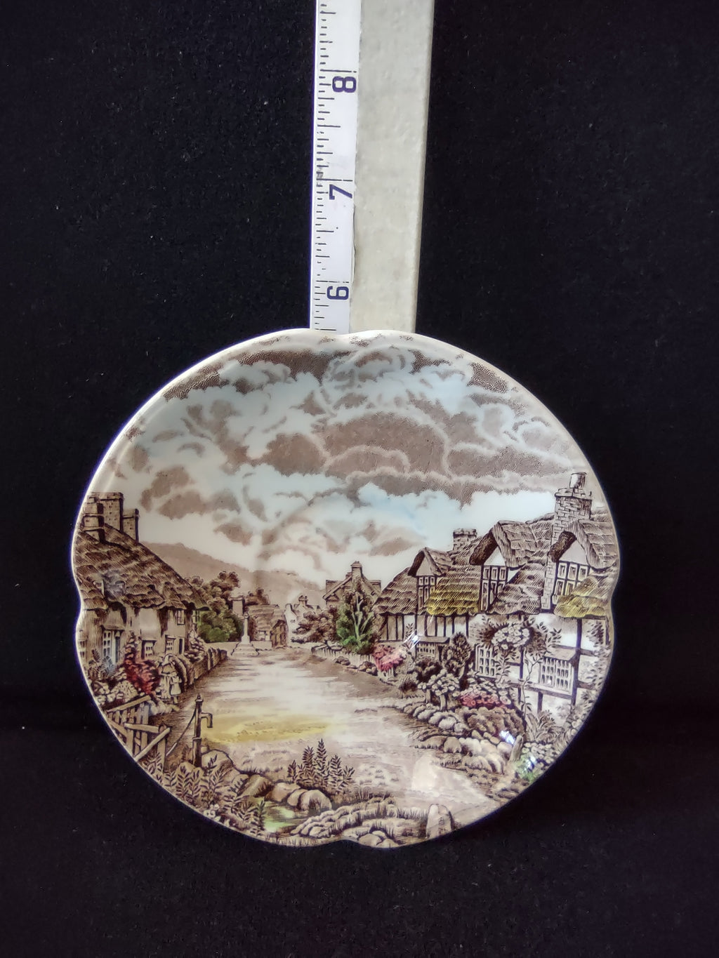 Vintage Johnson Bros Saucer Ironstone Olde English Countryside x 4 (Lot 5537)