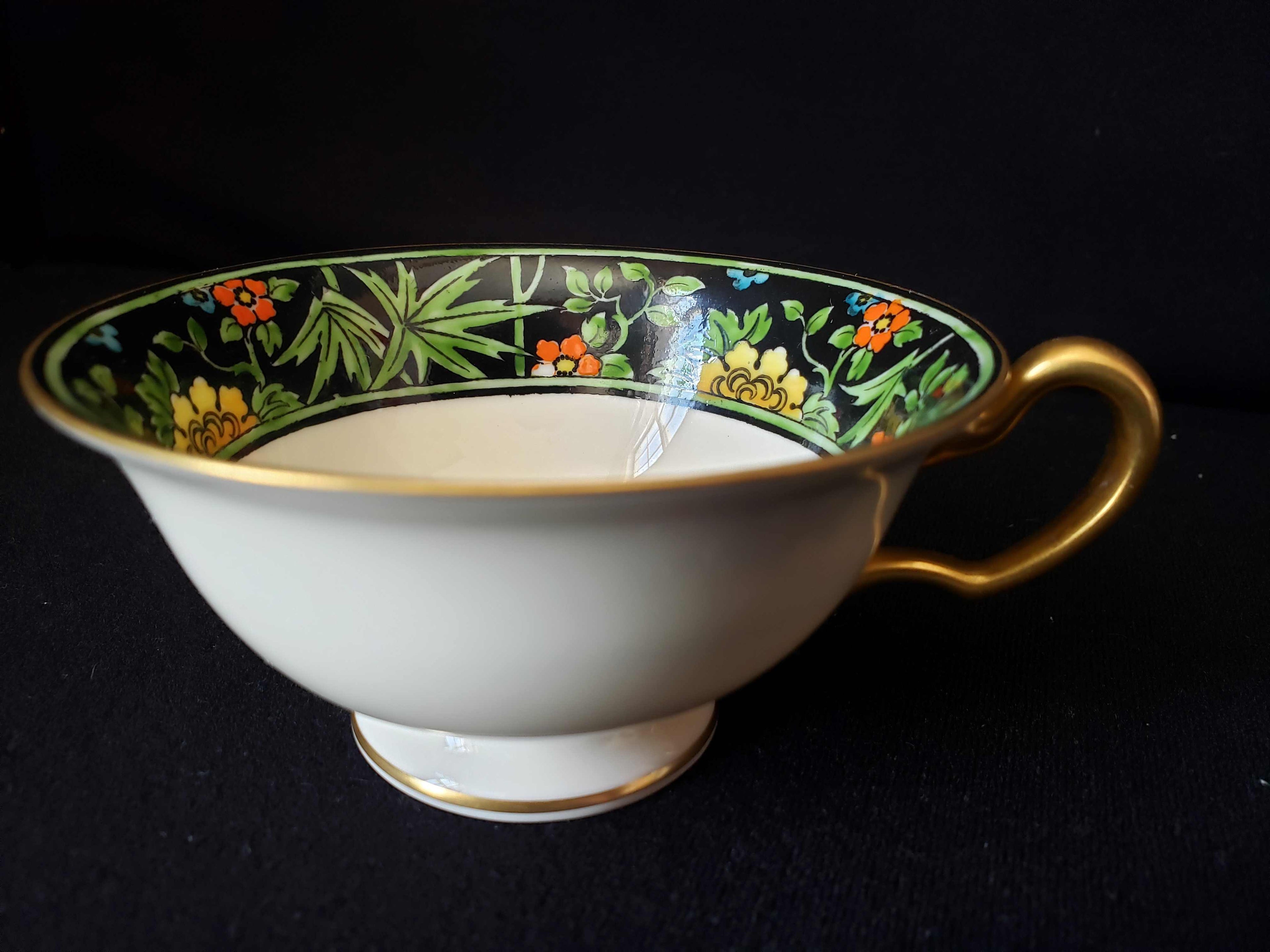 Vintage Lenox Black Rim Tea Cup ONLY (lot 1954)