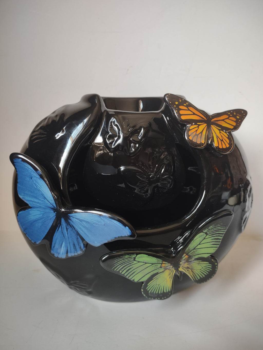 Vintage Wings of Wonder Fountain Harold Feinstein Handmade Porcelain (lot 3030t)