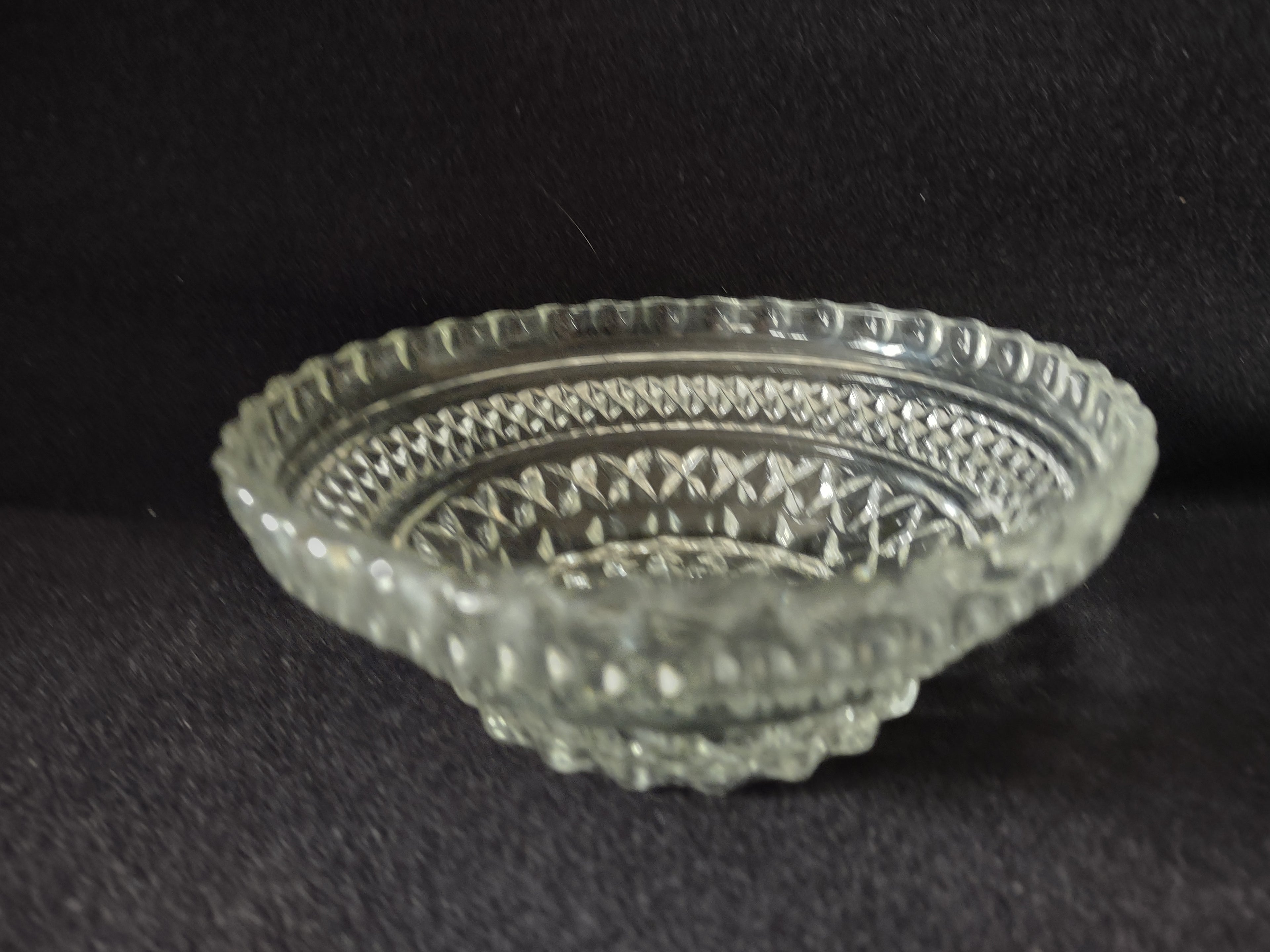 Wexford Anchor Hocking Small Glass Serving Bowl x 6 Diamond (lot 5150)