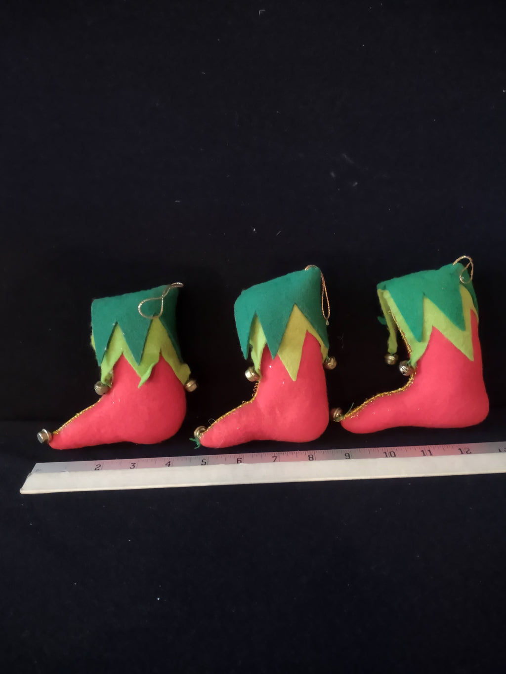 Christmas Elf Shoe Ornament Red Green Felt Bells Gold Trim Set Of 3 (Lot 4593)