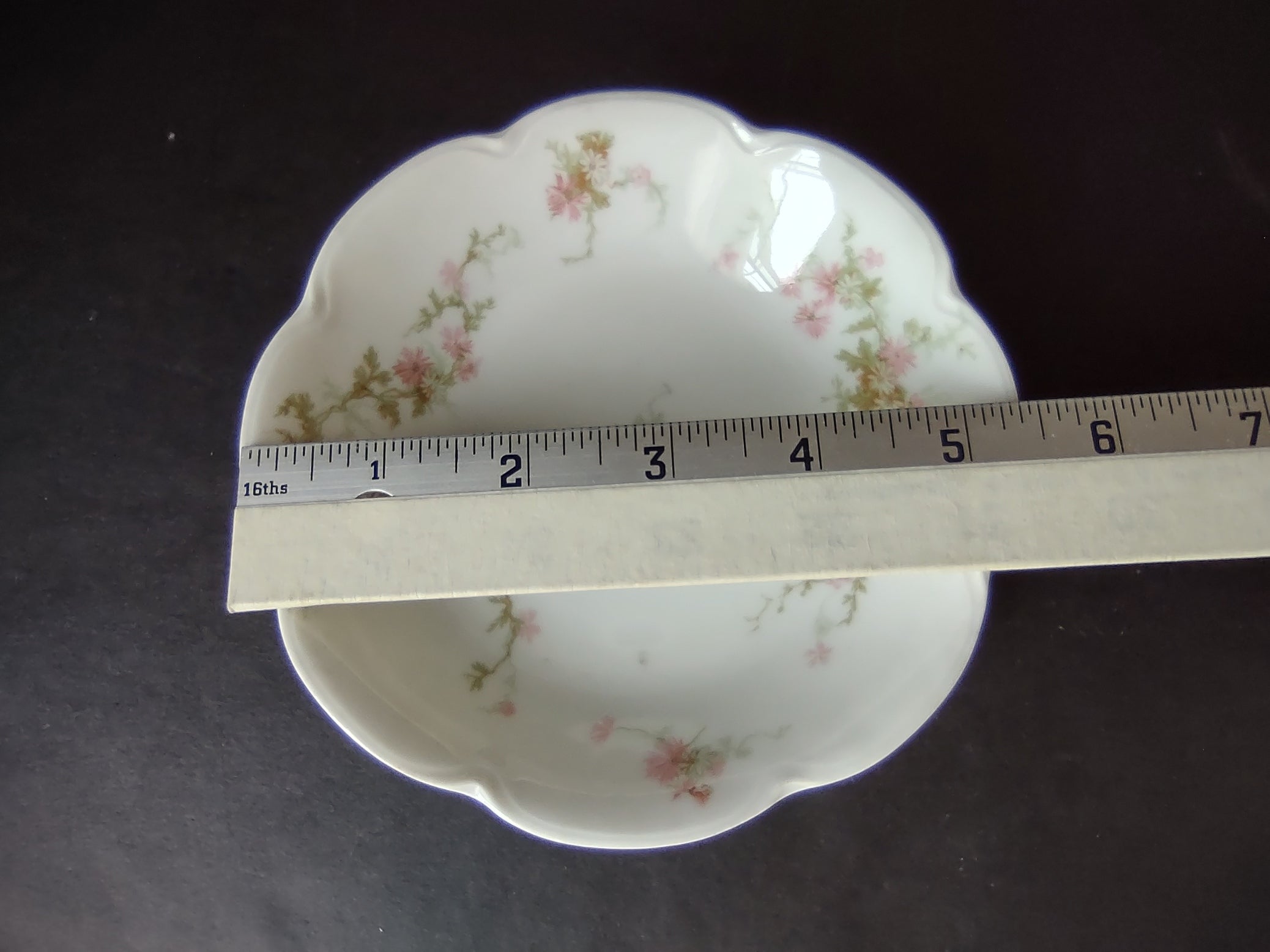 Haviland Limoges Small Bowl 5-1/2" Plate Pink Thistle & Daisy (lot 884)