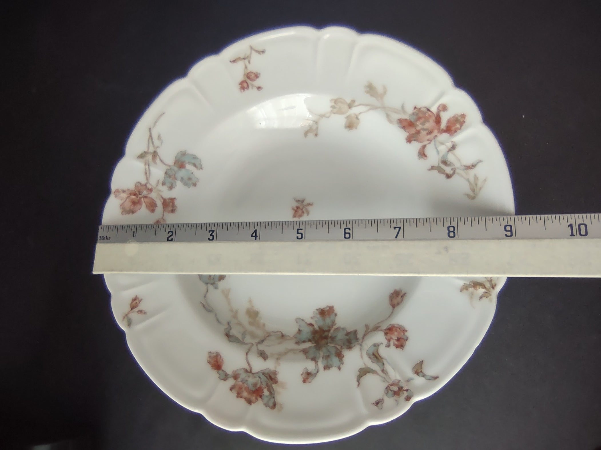 Antique Haviland Limoges Blue Red Flower Soup Plate 9" (lot 957)