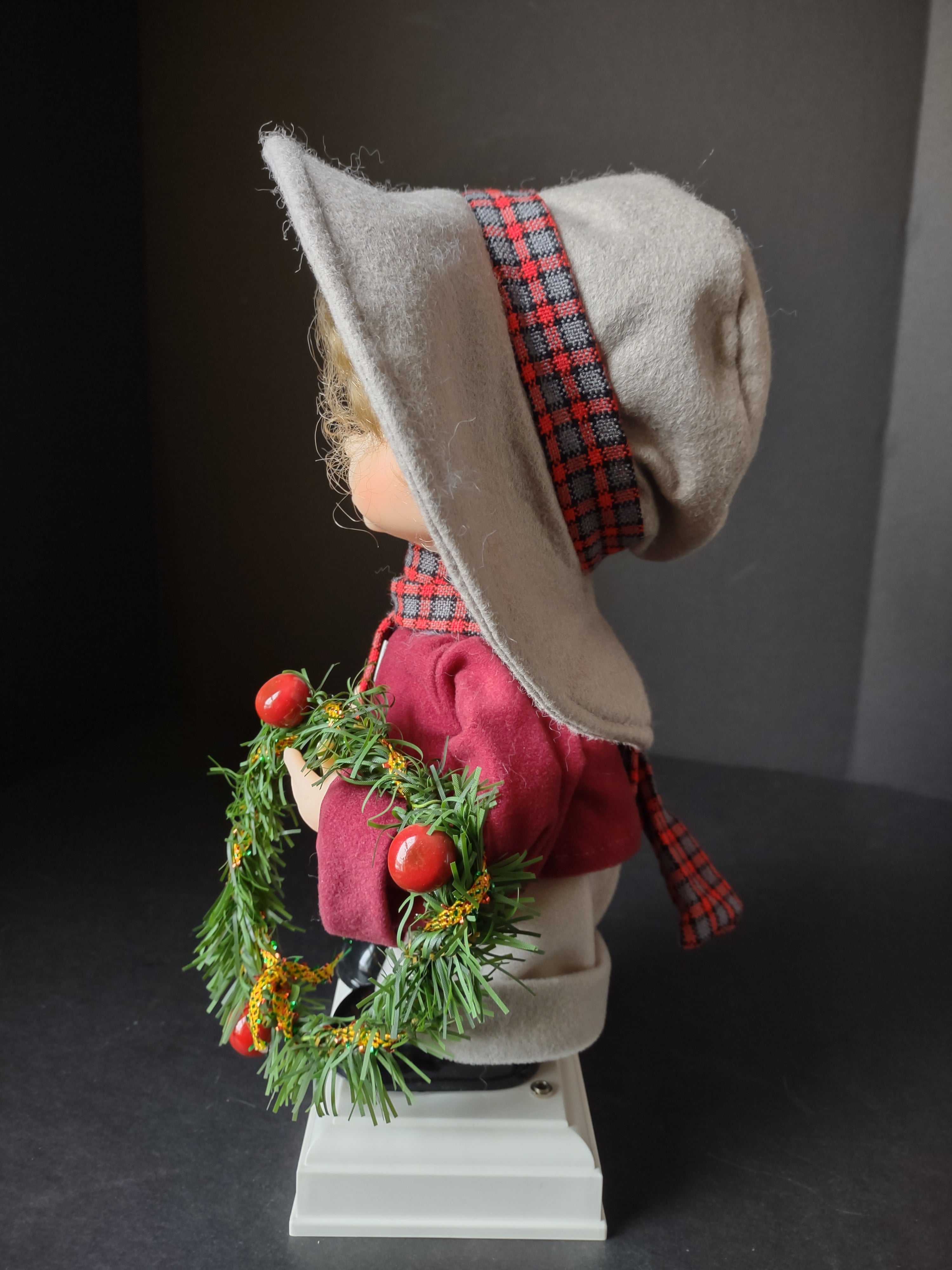 Vintage Christmas Animated Collectible Undercover Kids Derek (lot 1425)