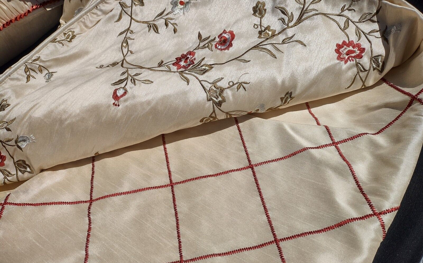 10 Piece Oversized King Duvet Pillow Set Cream & Pink Rose Garden Color Country