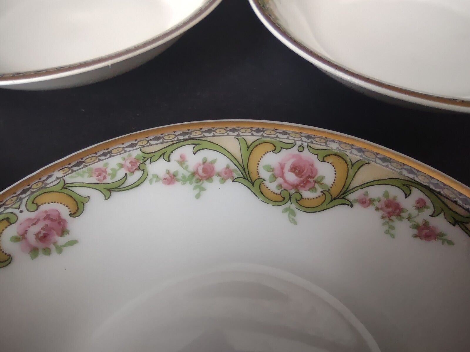 Haviland Limoges France 5 x Bowl 5" Rose Design (lot 606)