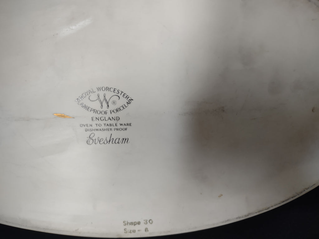 Royal Worcester Evesham 12" Oval Baking Dish Oven to Table (lot 2769)