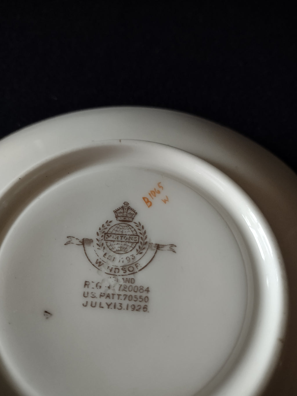 Vintage Minton Windsor Green Saucer Bone China Scroll Work (Lot 5495)
