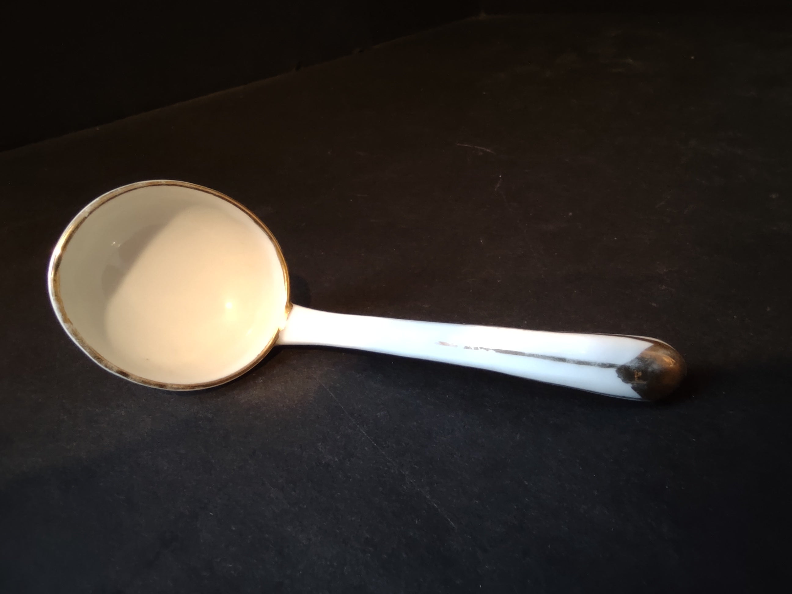 Vintage Nippon Small Spoon Ladle White Golden Trim (lot 5358)